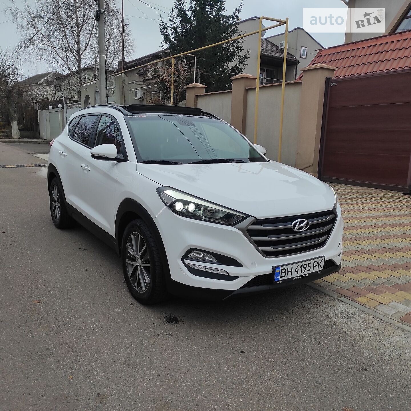 HYUNDAI TUCSON 2015