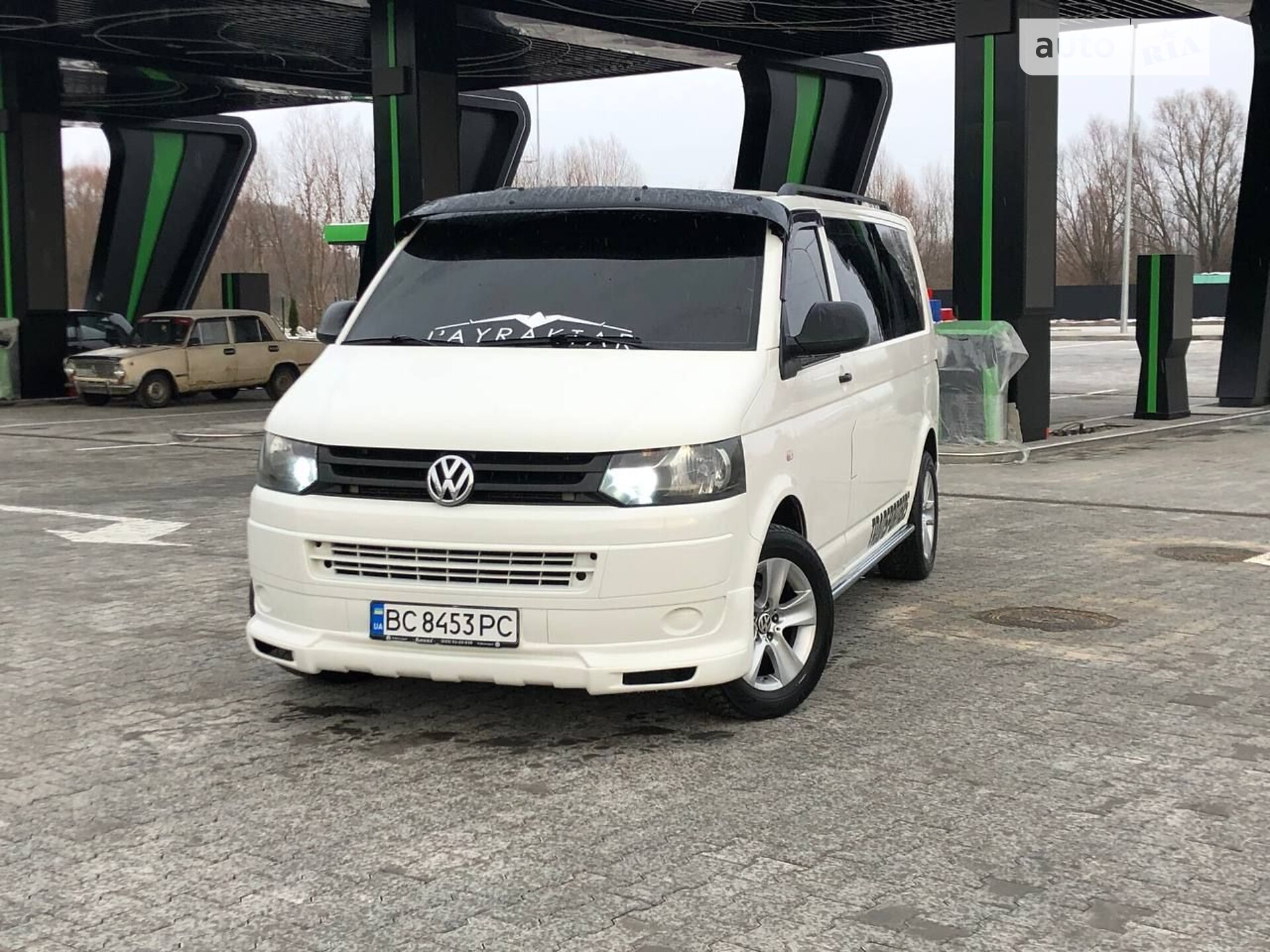 VOLKSWAGEN TRANSPORTER 2011