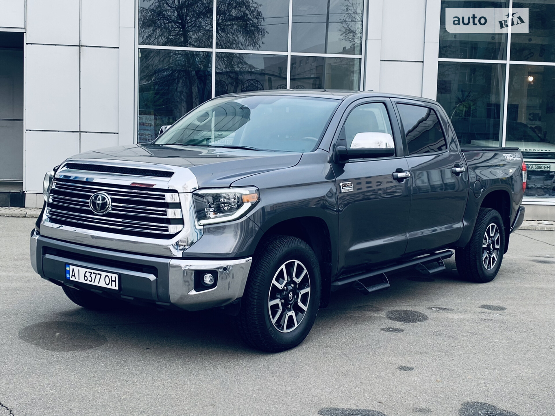 TOYOTA TUNDRA 2019