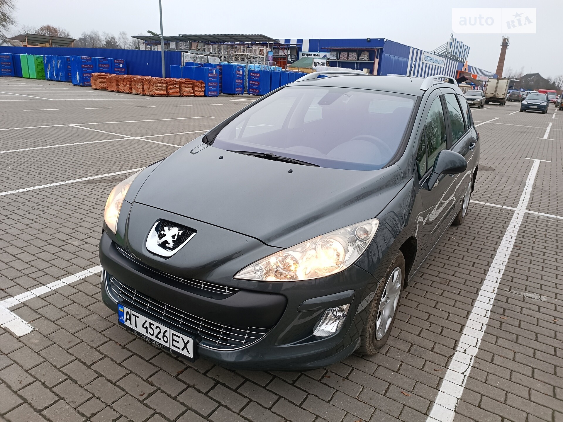 Головне фото звіту автомобіля PEUGEOT 308 2009