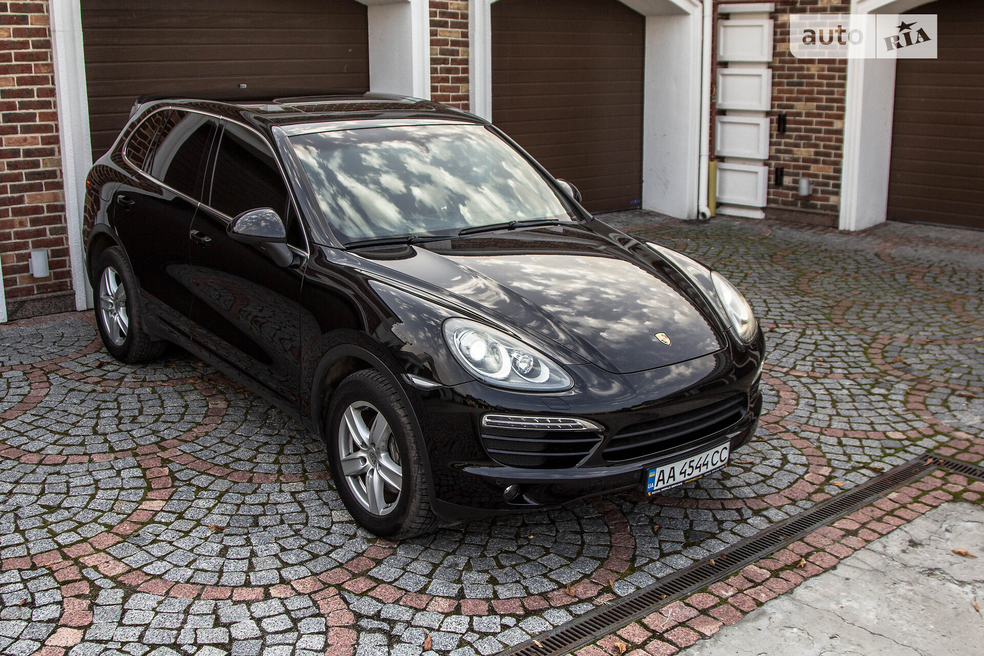 PORSCHE CAYENNE 2011