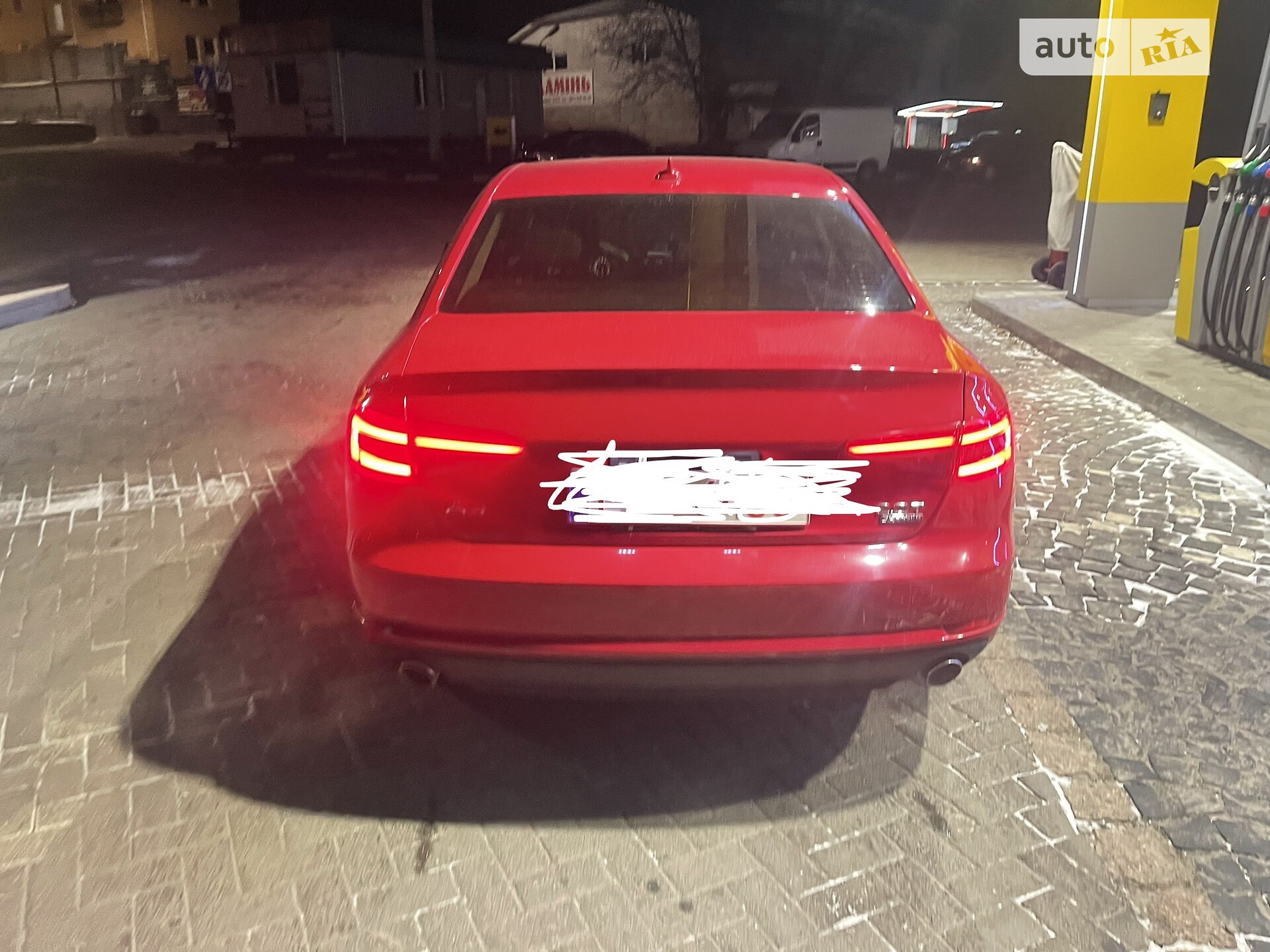 AUDI A4 2016