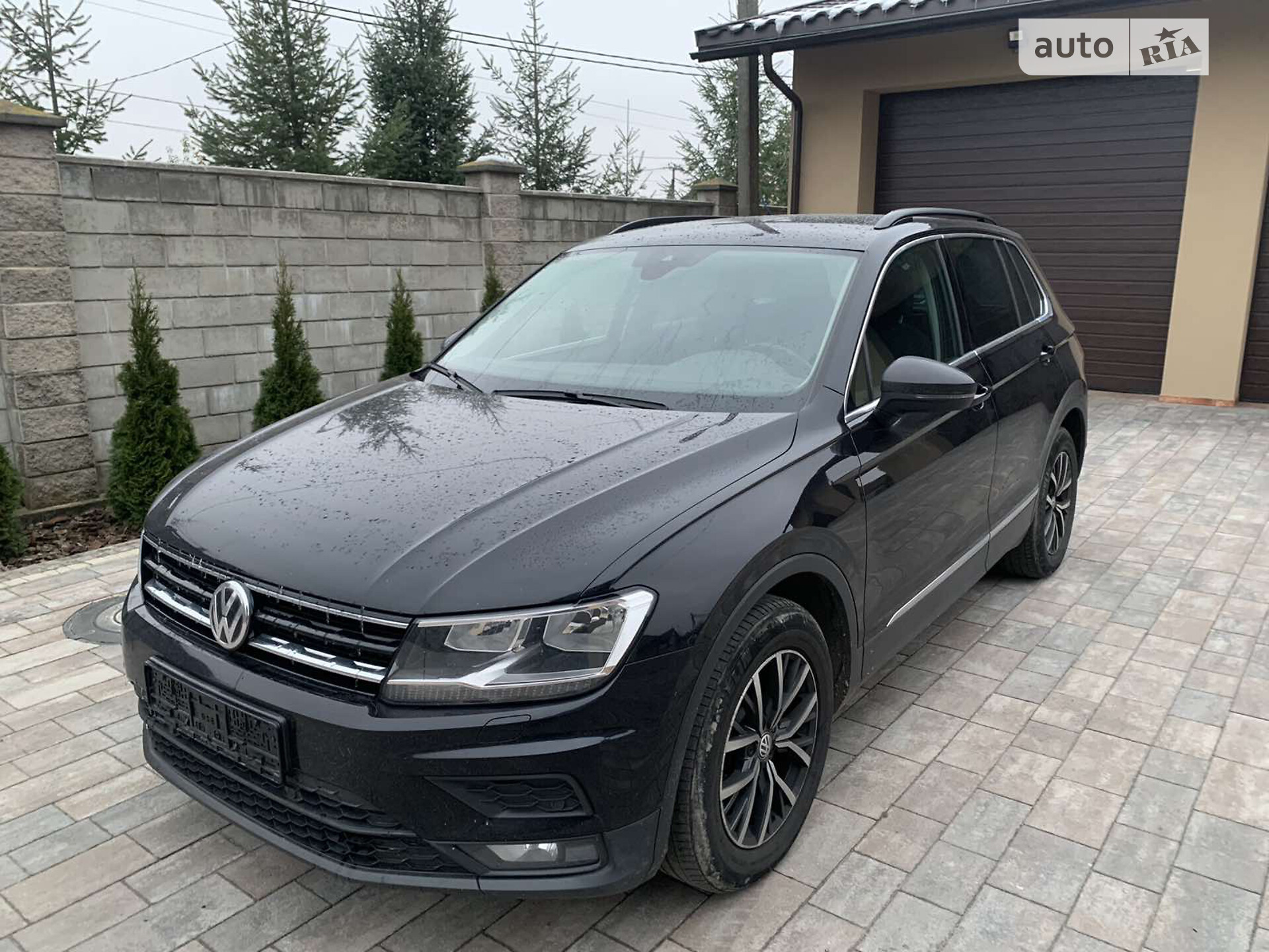 VOLKSWAGEN TIGUAN 2019
