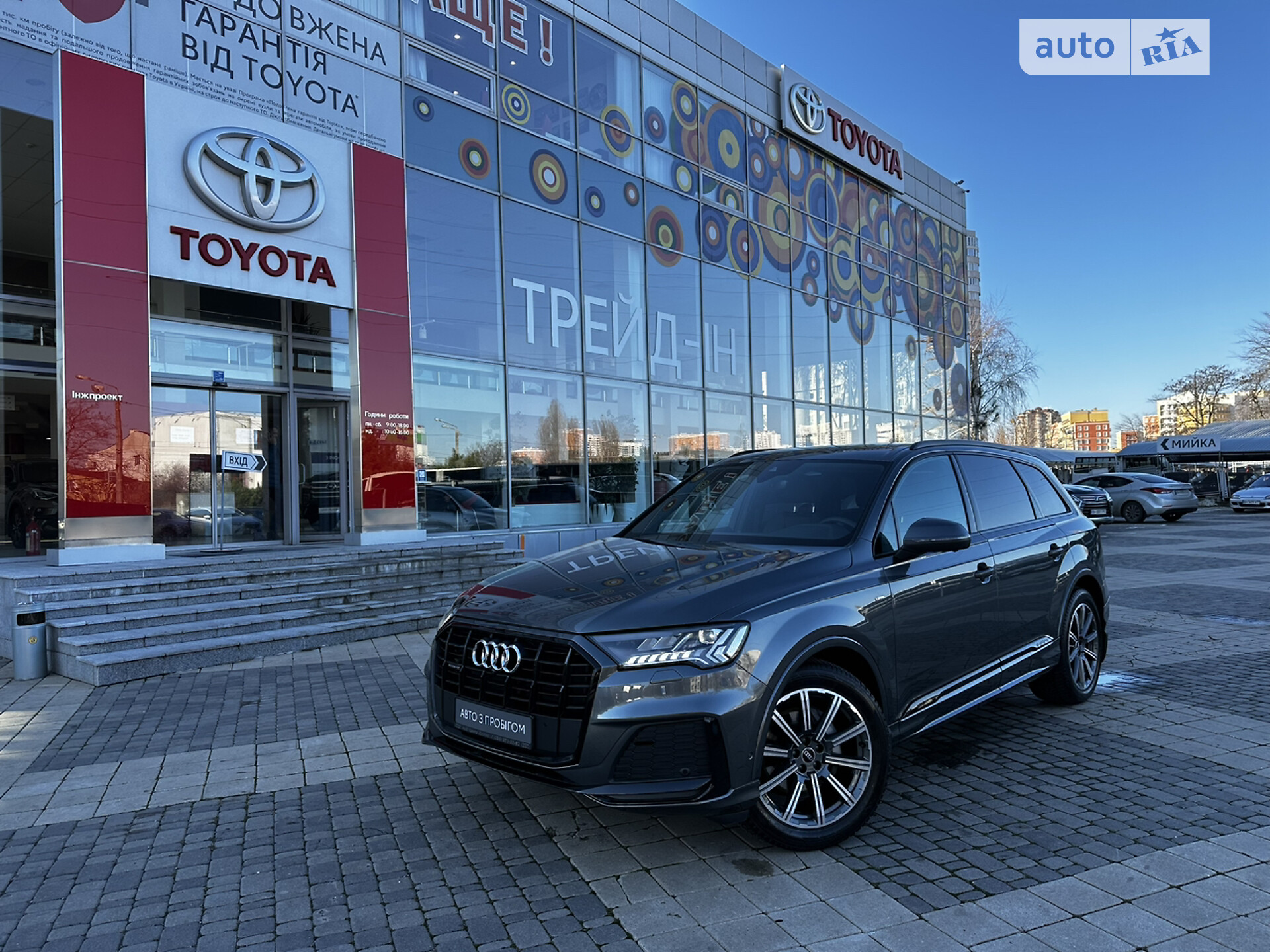 Головне фото звіту автомобіля AUDI Q7 2021