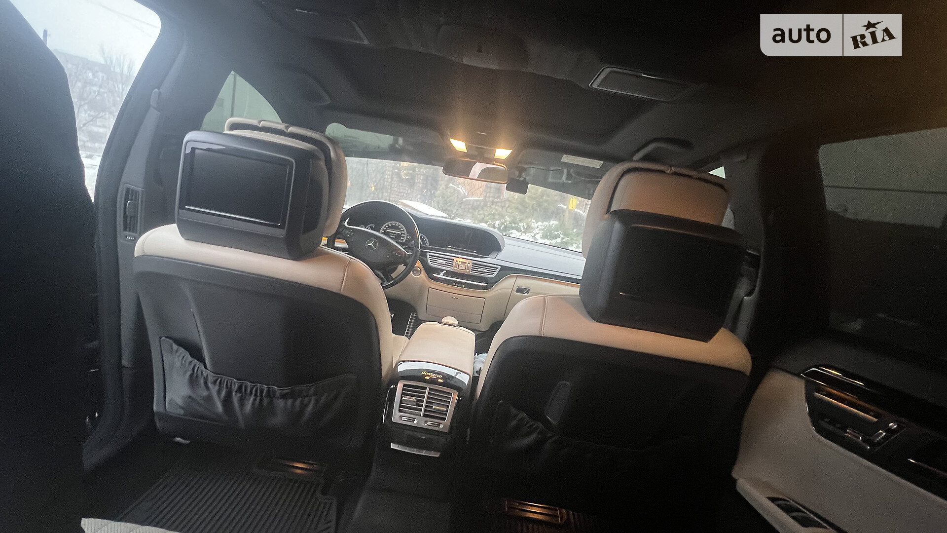 MERCEDES-BENZ S 500 2011