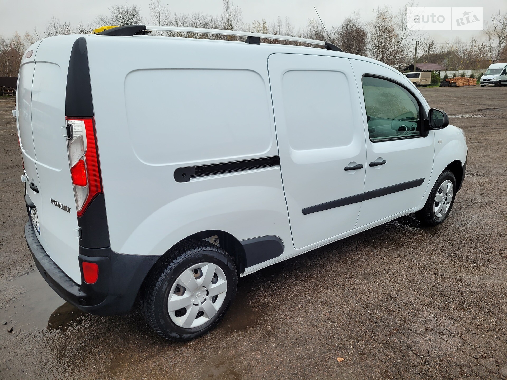 Головне фото звіту автомобіля RENAULT KANGOO 2018