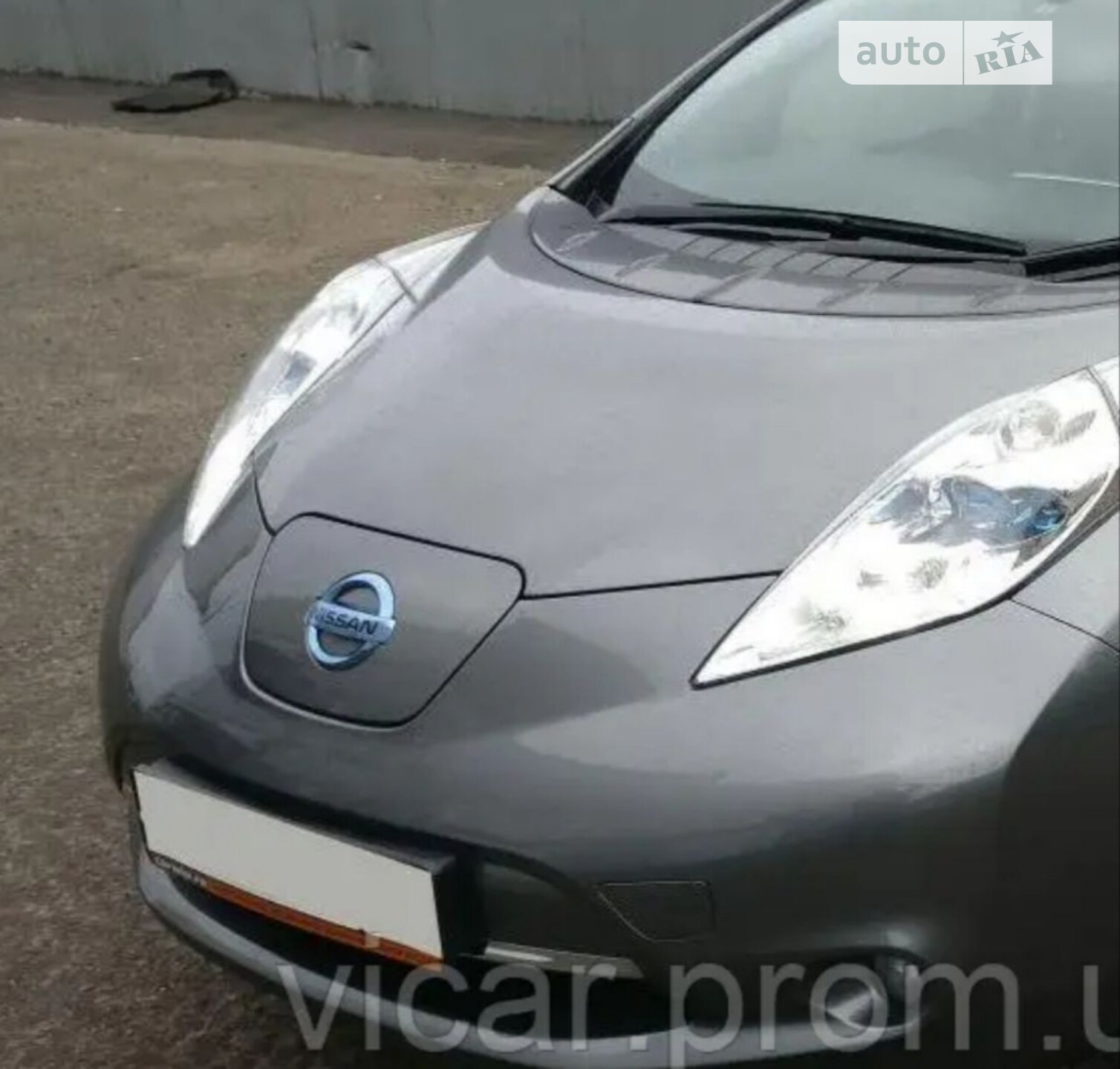Головне фото звіту автомобіля NISSAN LEAF 2017