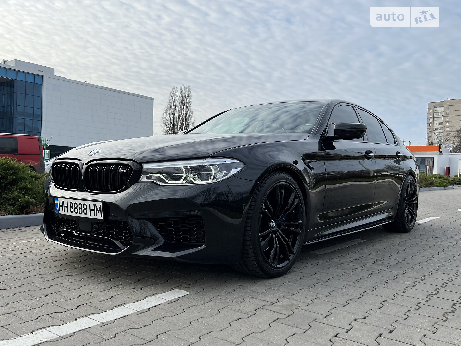 BMW M550XI