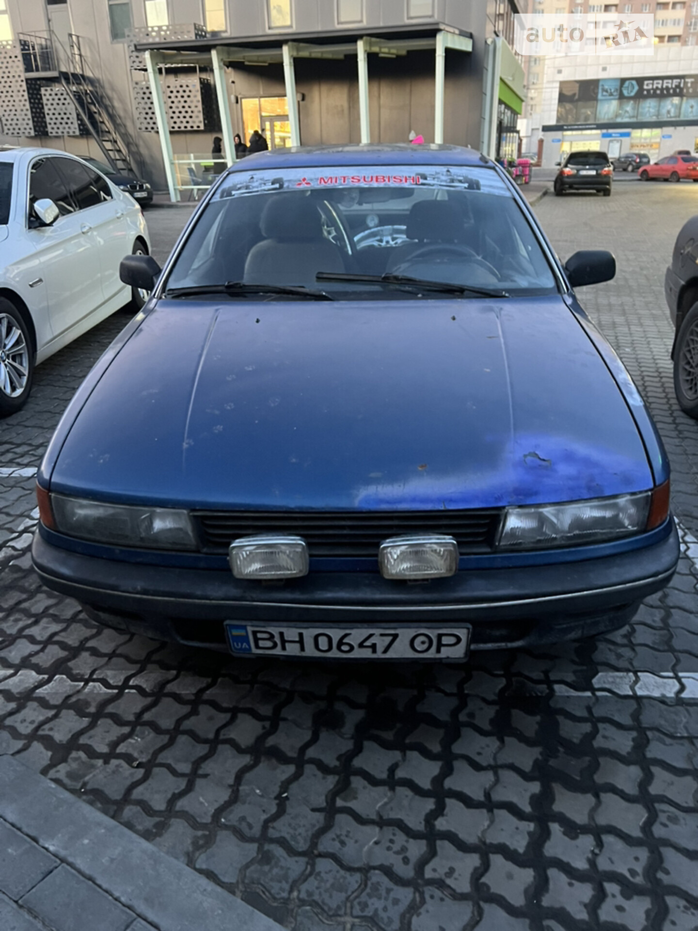 MITSUBISHI LANCER 1990