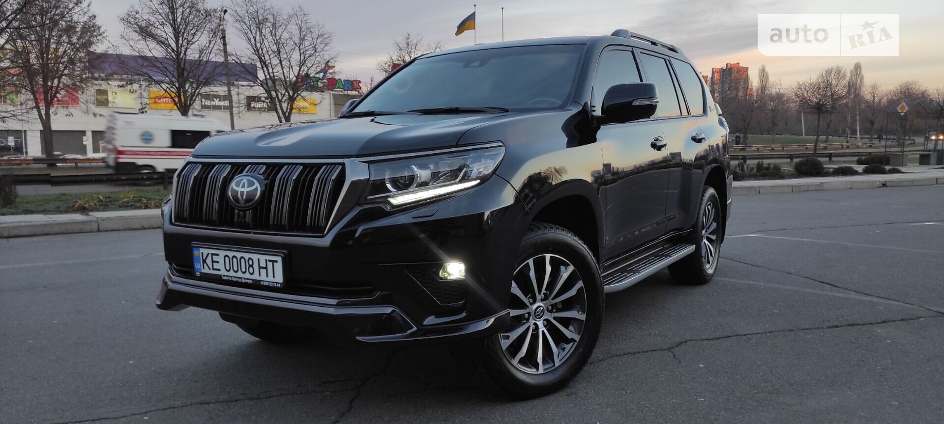 TOYOTA LAND CRUISER PRADO 150 2021