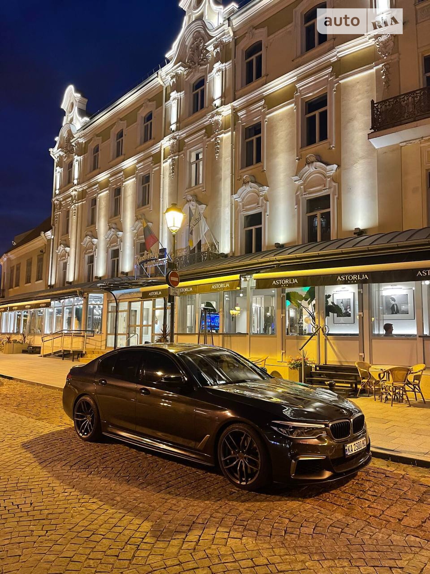 BMW M550XI