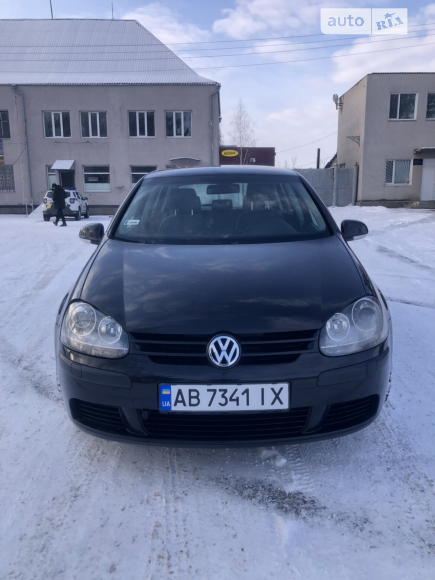 VOLKSWAGEN GOLF 2004