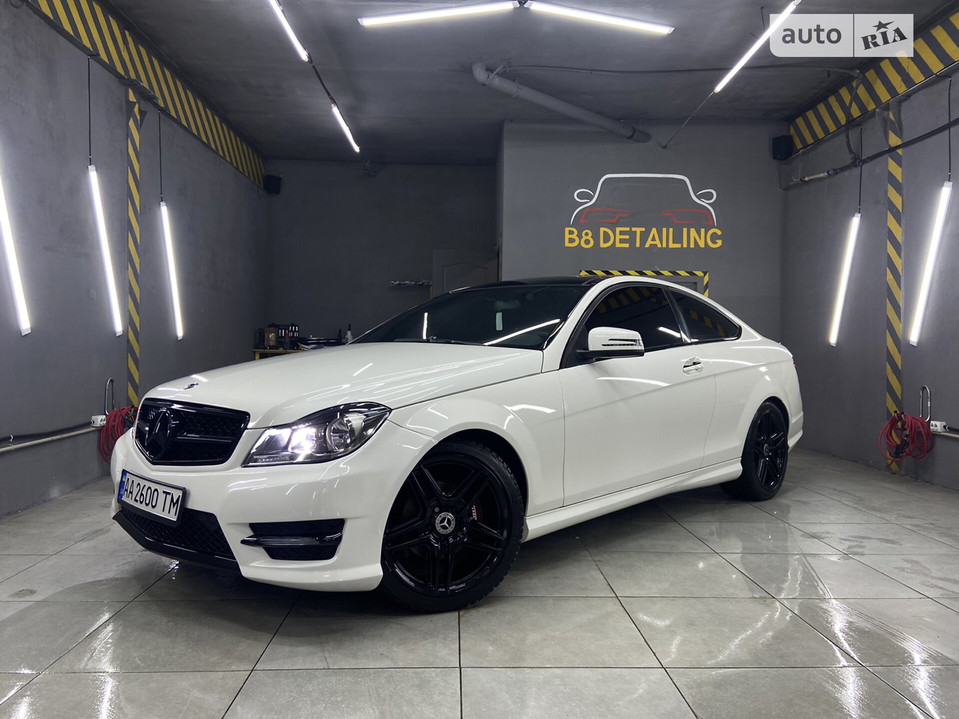 MERCEDES-BENZ C 250 2011