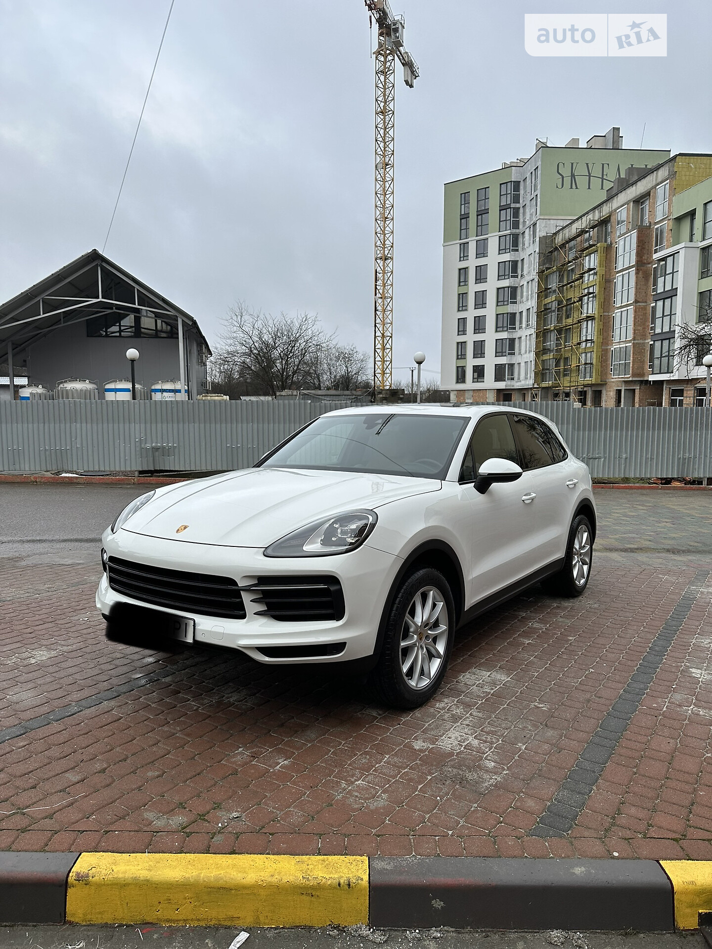 PORSCHE CAYENNE 2021