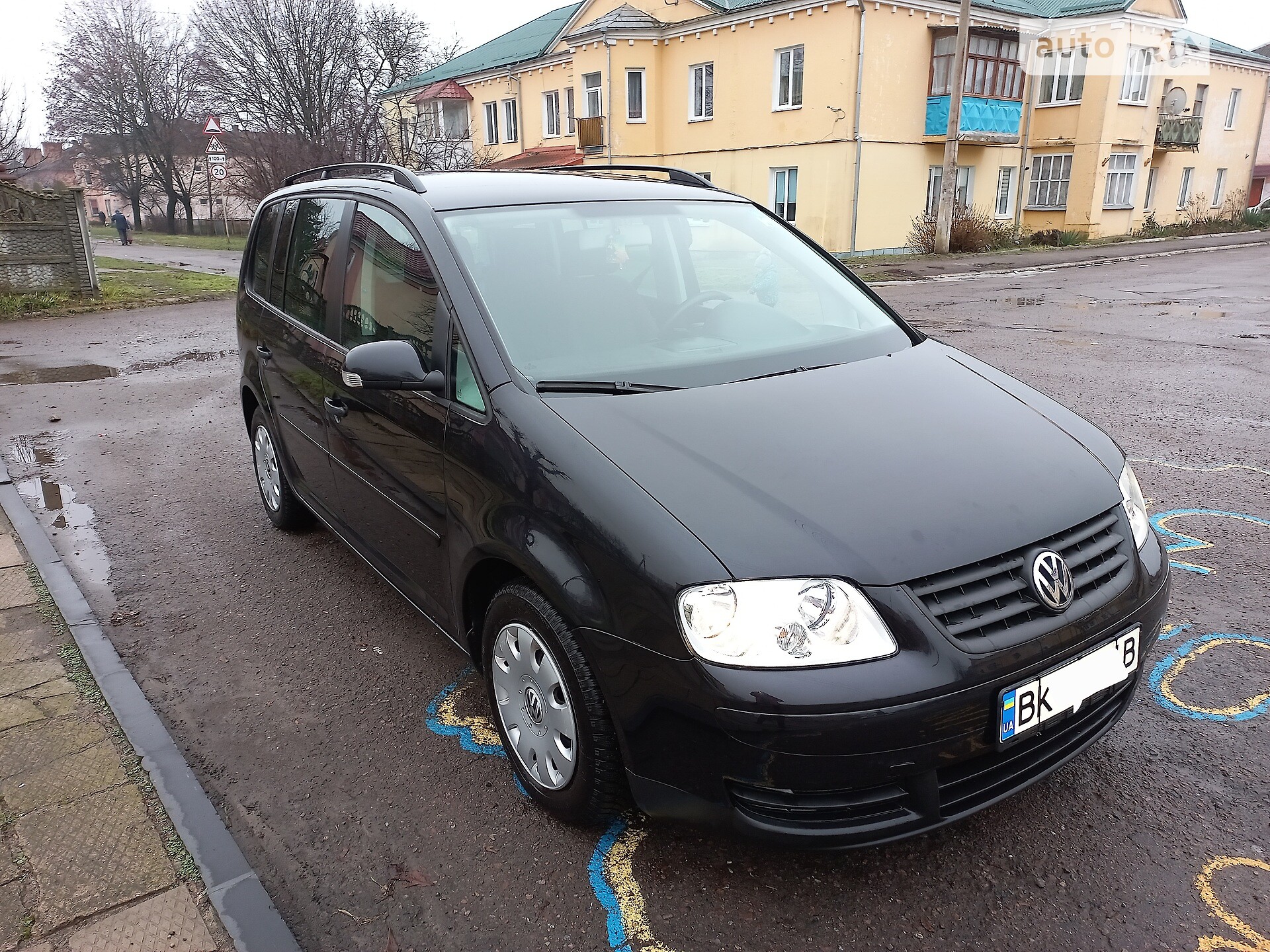 VOLKSWAGEN TOURAN 2005