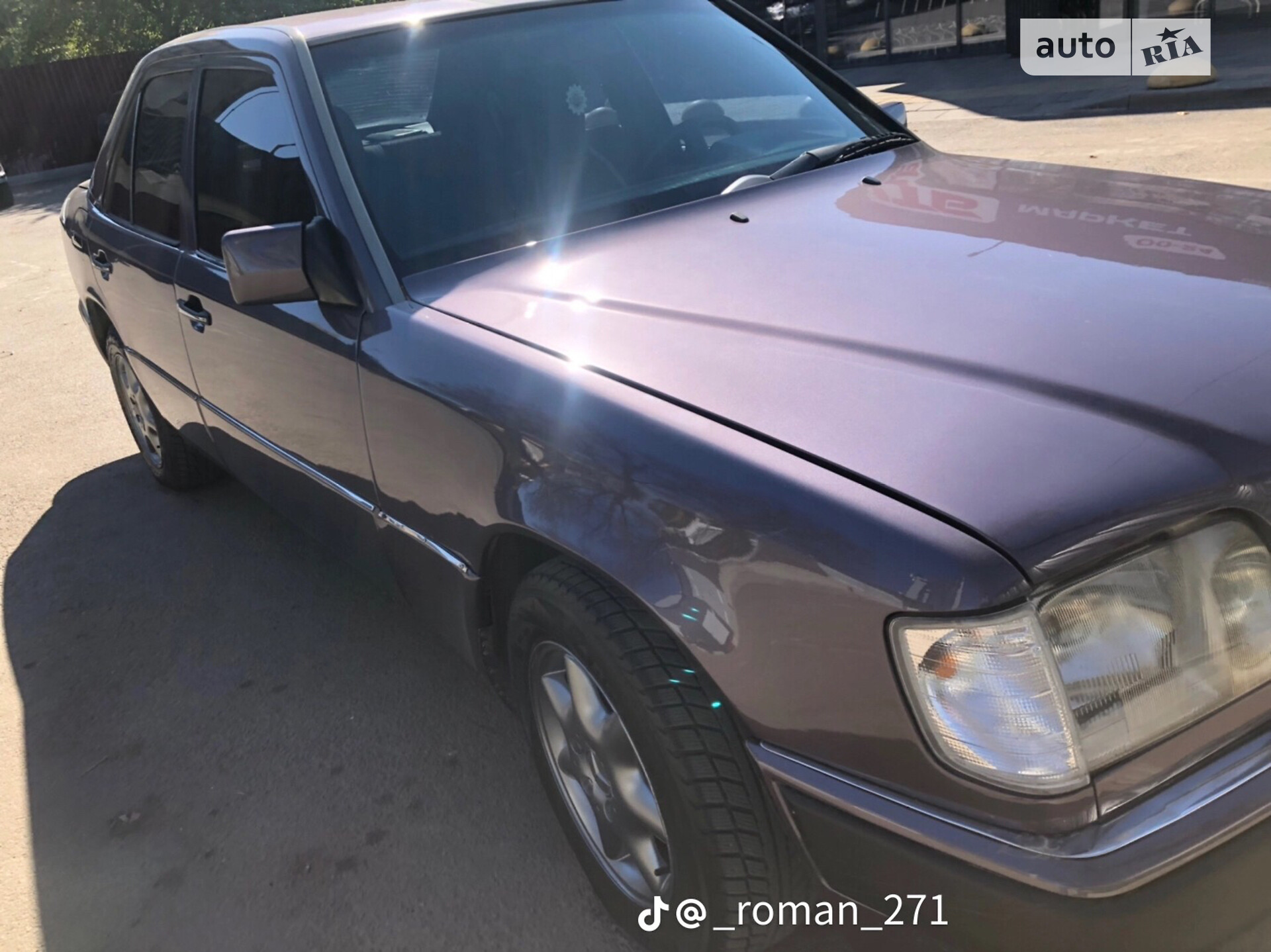 MERCEDES-BENZ E 220 1995