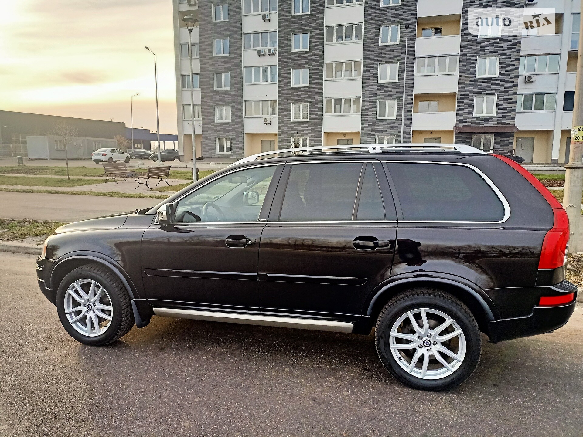 VOLVO XC90 2012