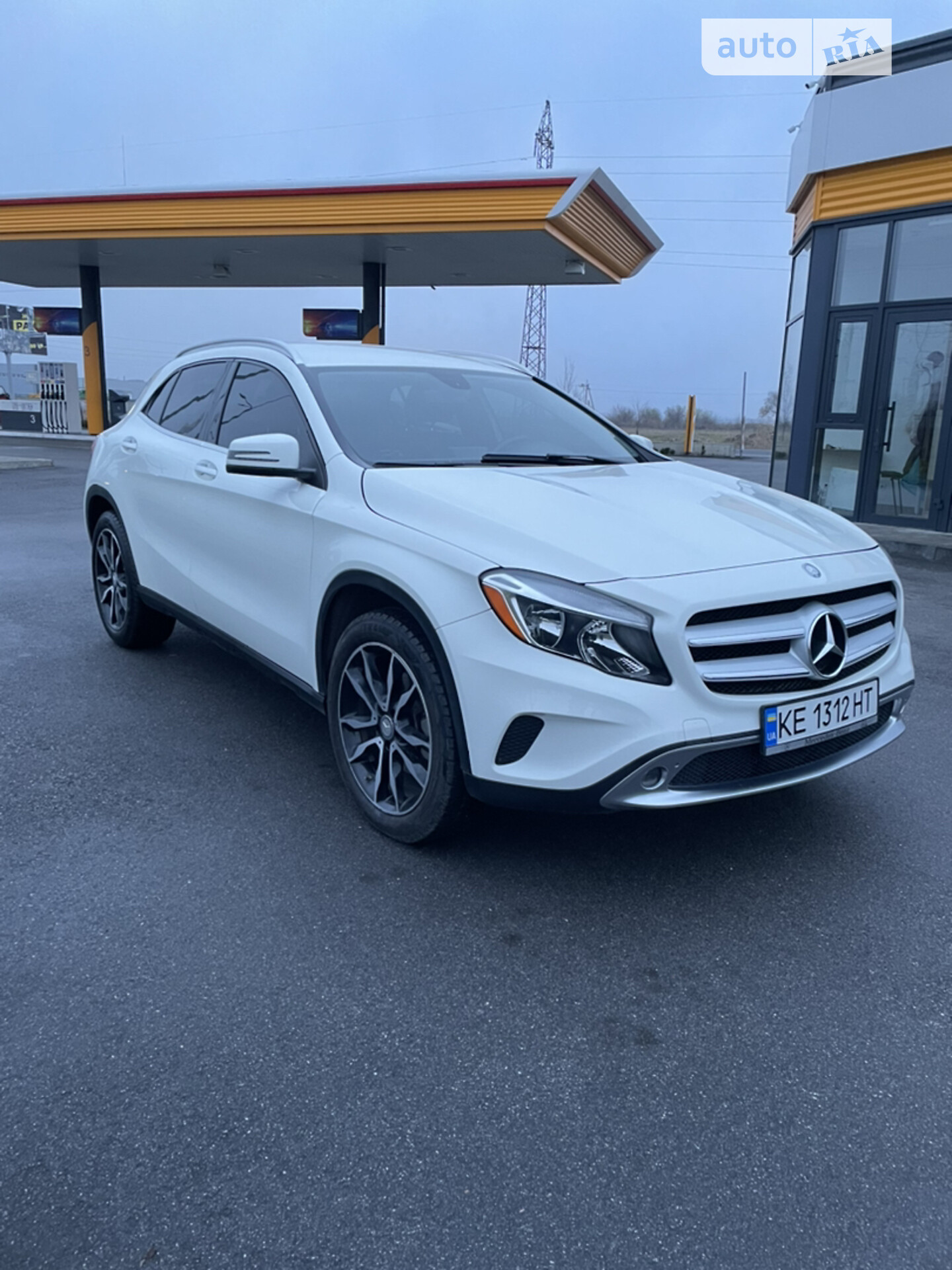 MERCEDES-BENZ GLA 250 2015
