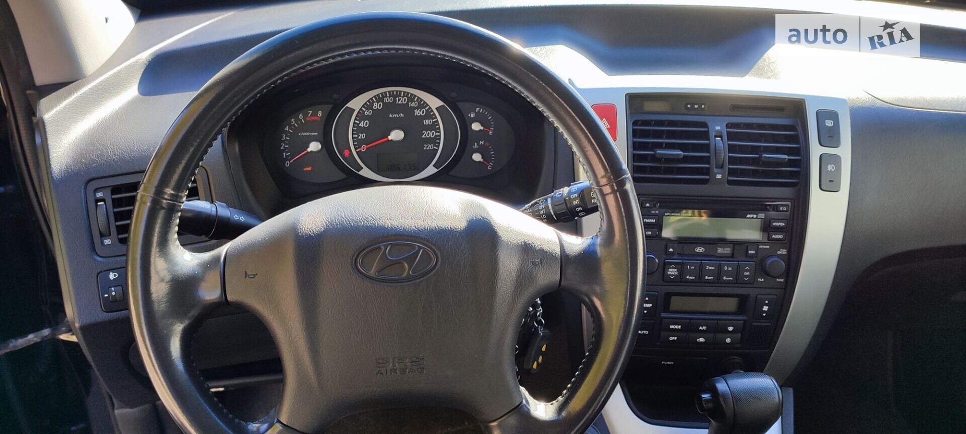 Головне фото звіту автомобіля HYUNDAI TUCSON 2007