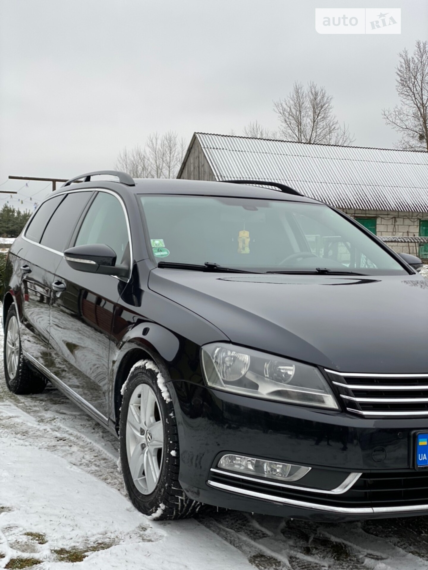 VOLKSWAGEN PASSAT 2011