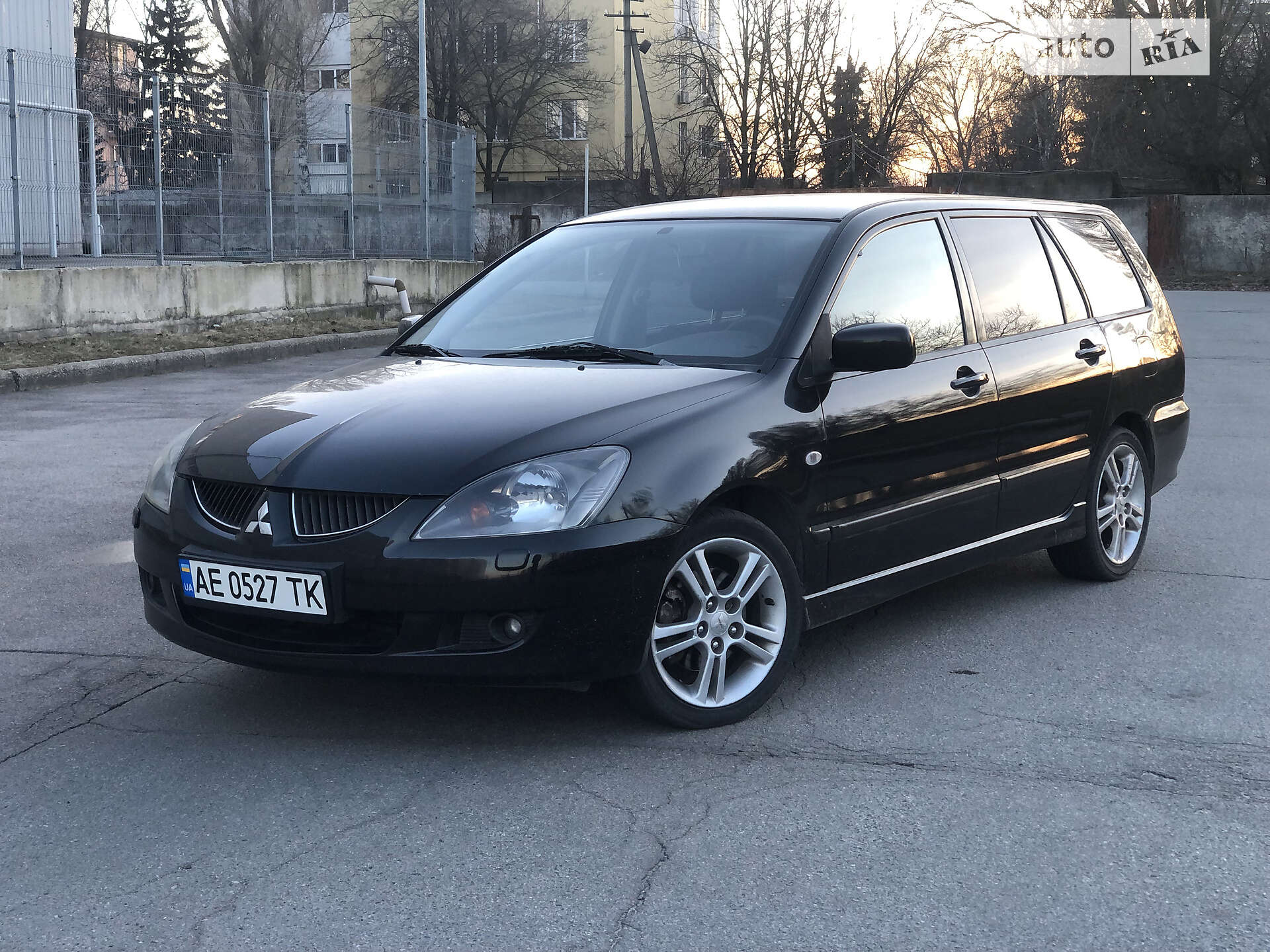 MITSUBISHI LANCER 2003