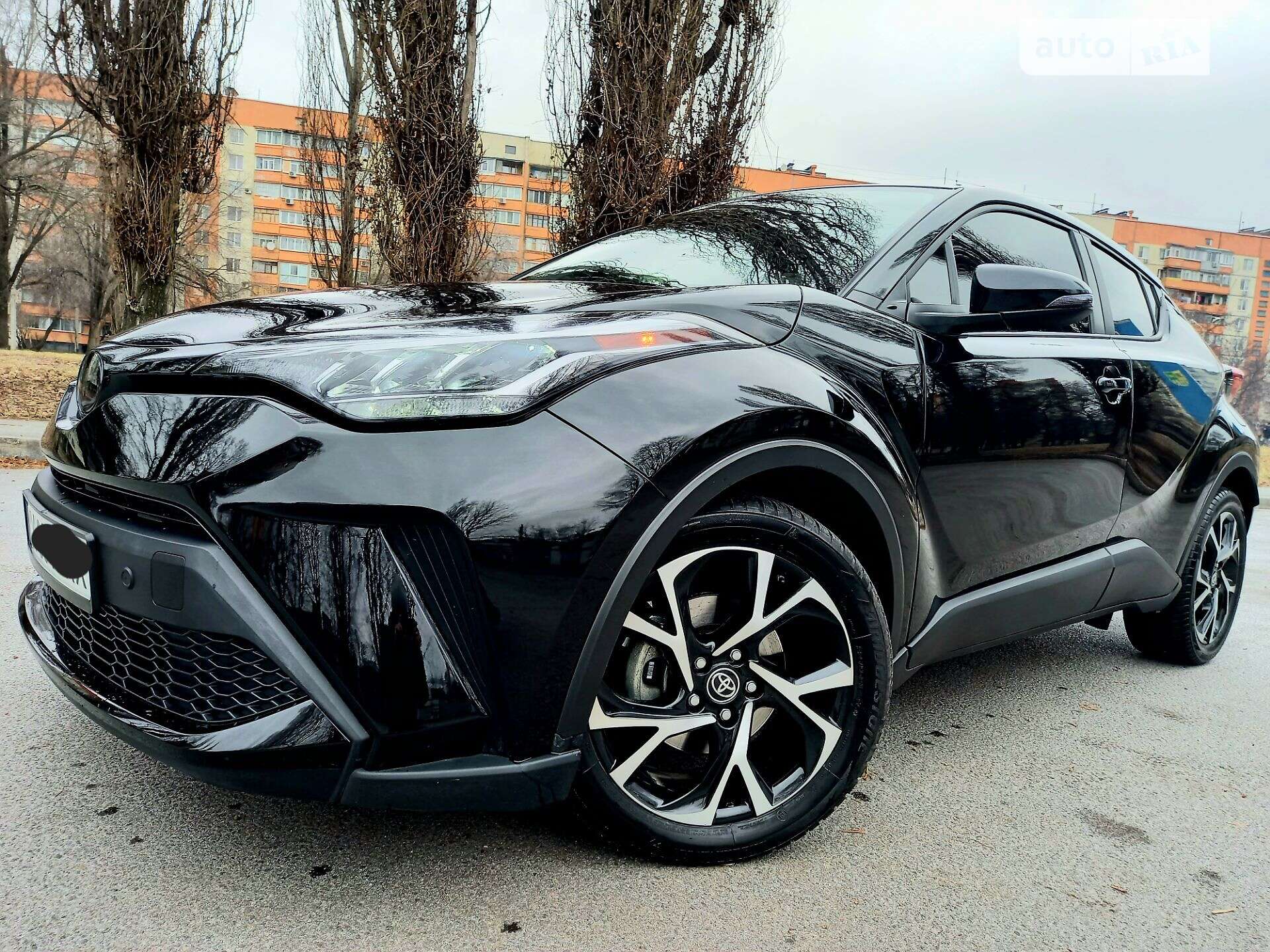 TOYOTA C-HR 2019