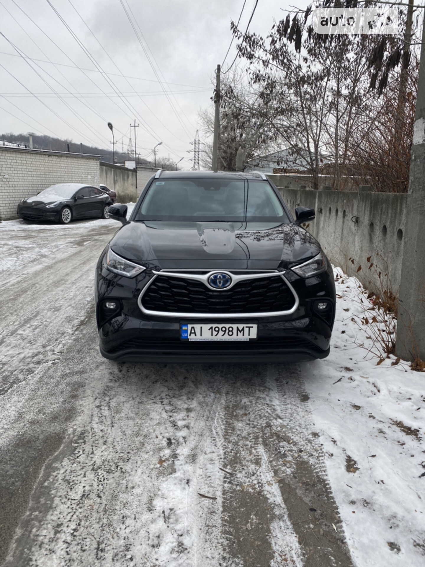 Головне фото звіту автомобіля TOYOTA HIGHLANDER 2021