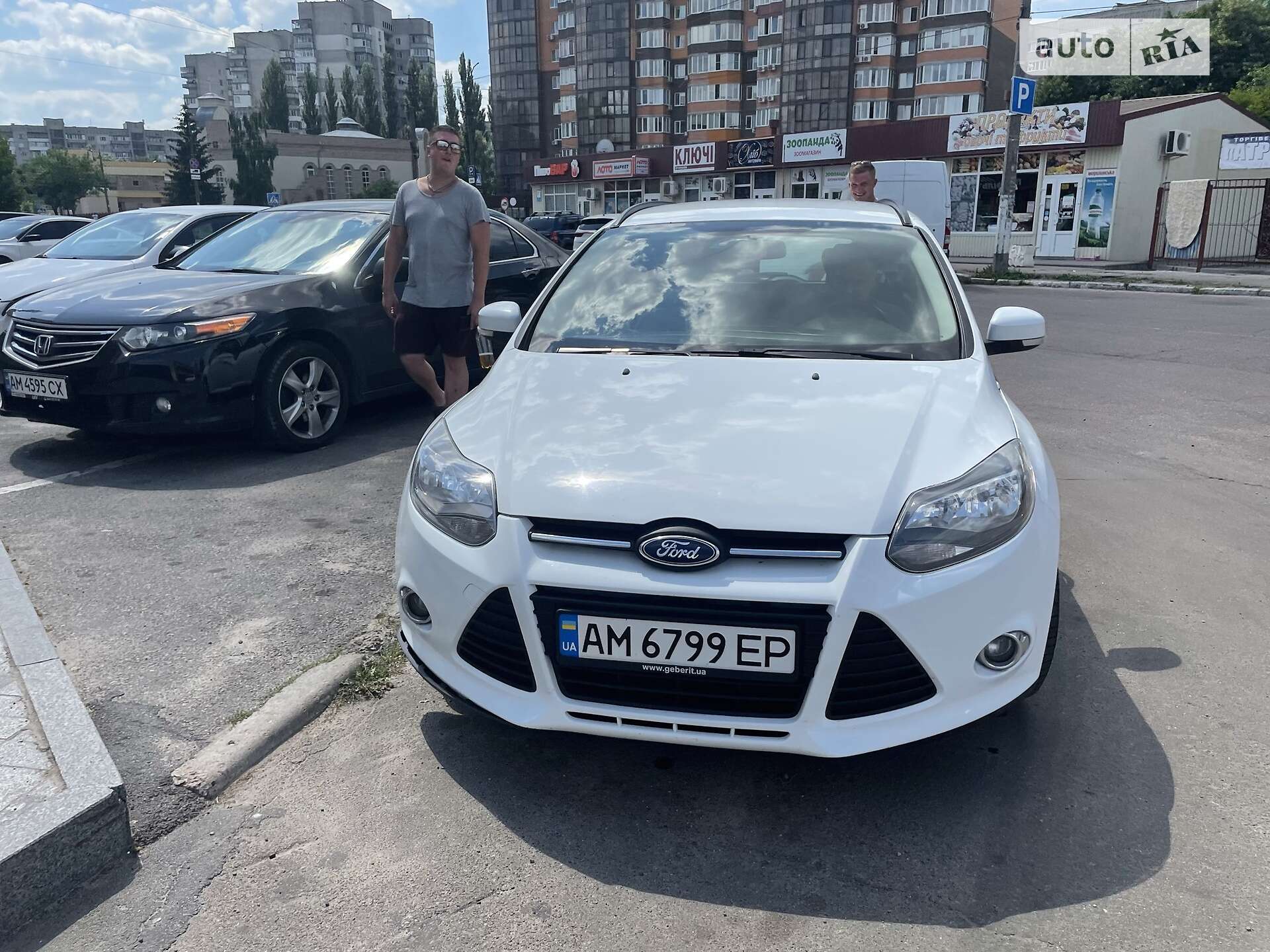 Головне фото звіту автомобіля FORD FOCUS 2013