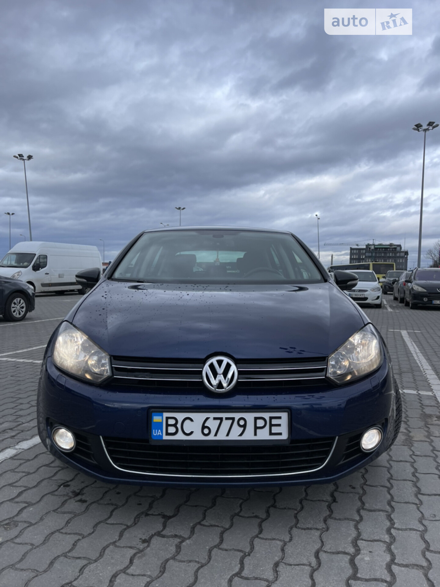 VOLKSWAGEN GOLF 2011