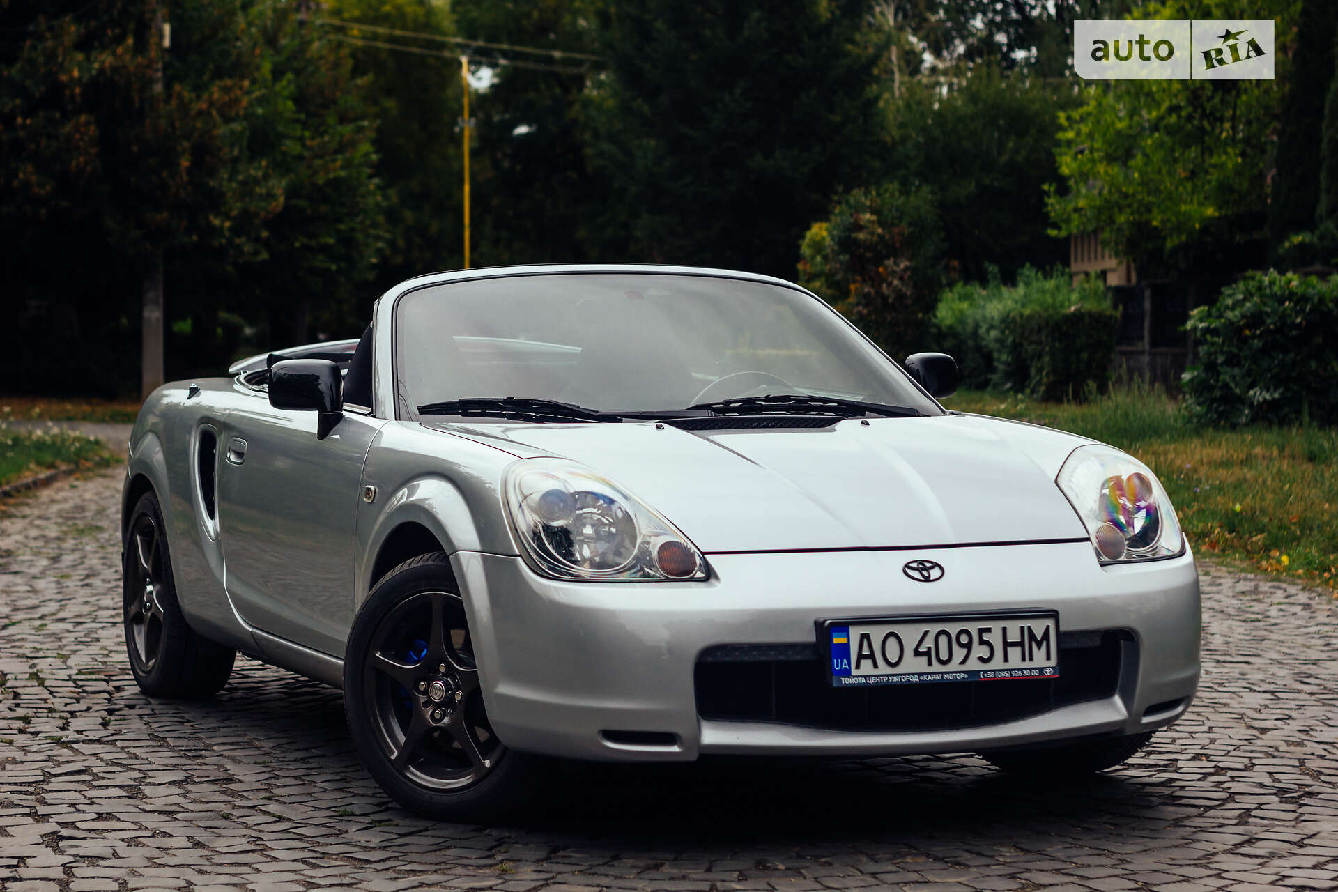 TOYOTA MR2 2003