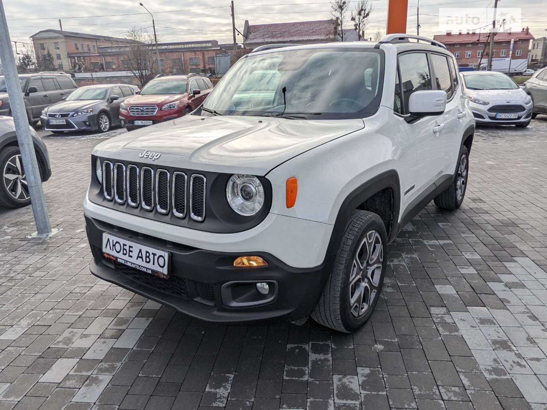 Головне фото звіту автомобіля JEEP RENEGADE 2017