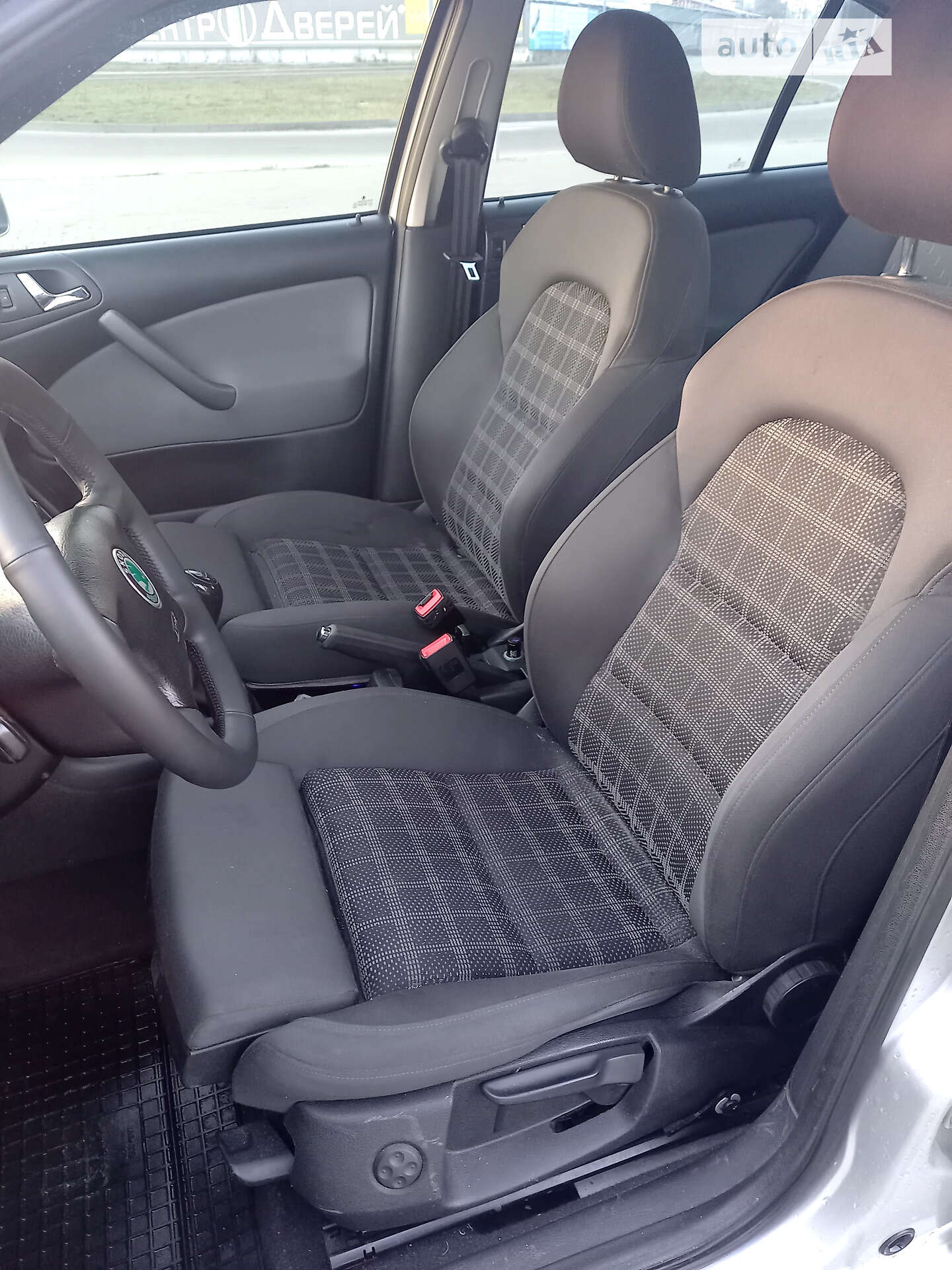 SKODA OCTAVIA 2004