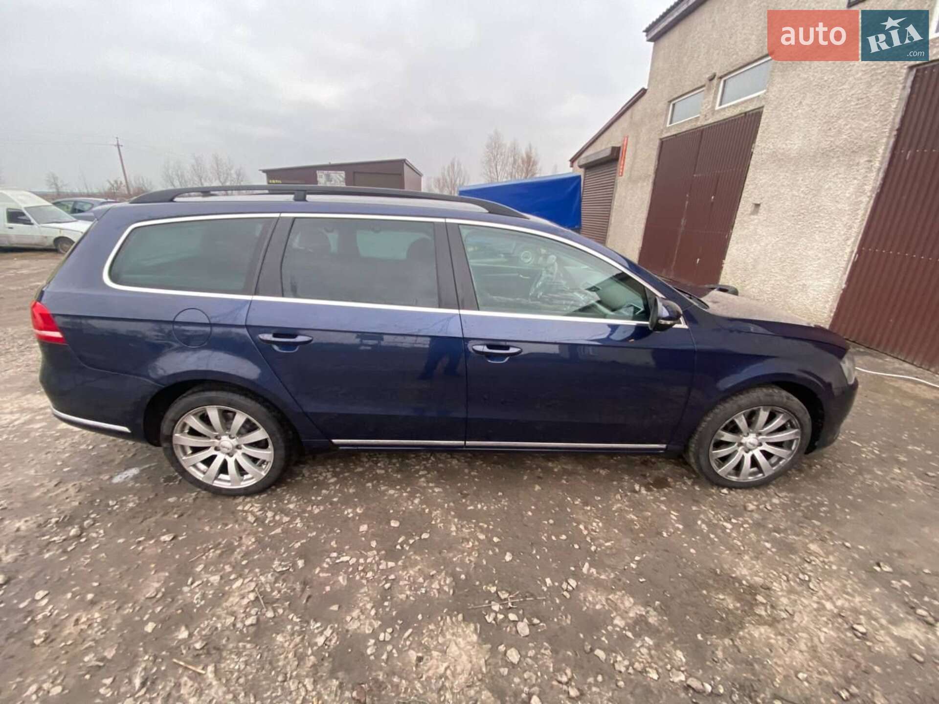 VOLKSWAGEN PASSAT 2014