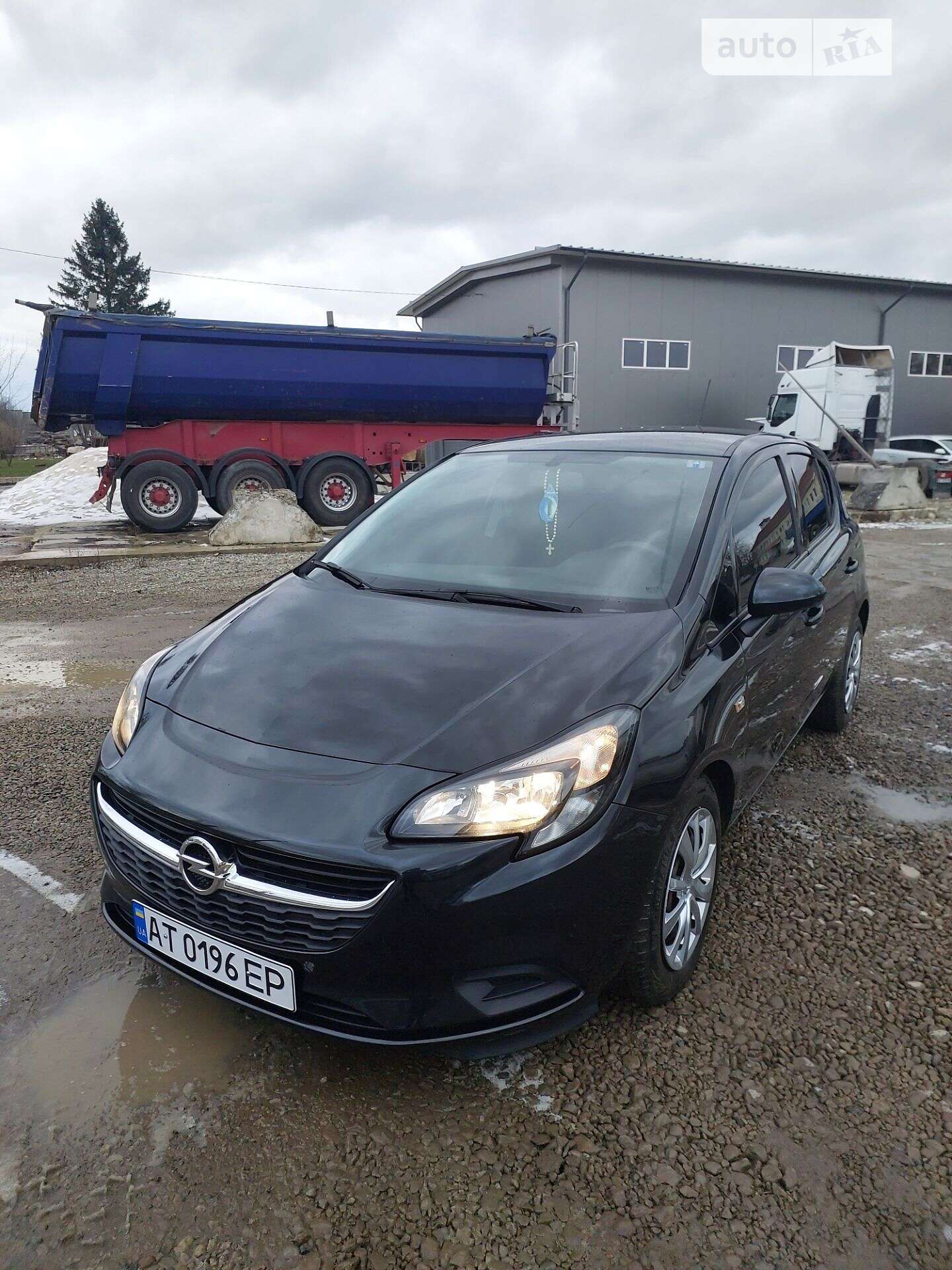 Головне фото звіту автомобіля OPEL CORSA 2015