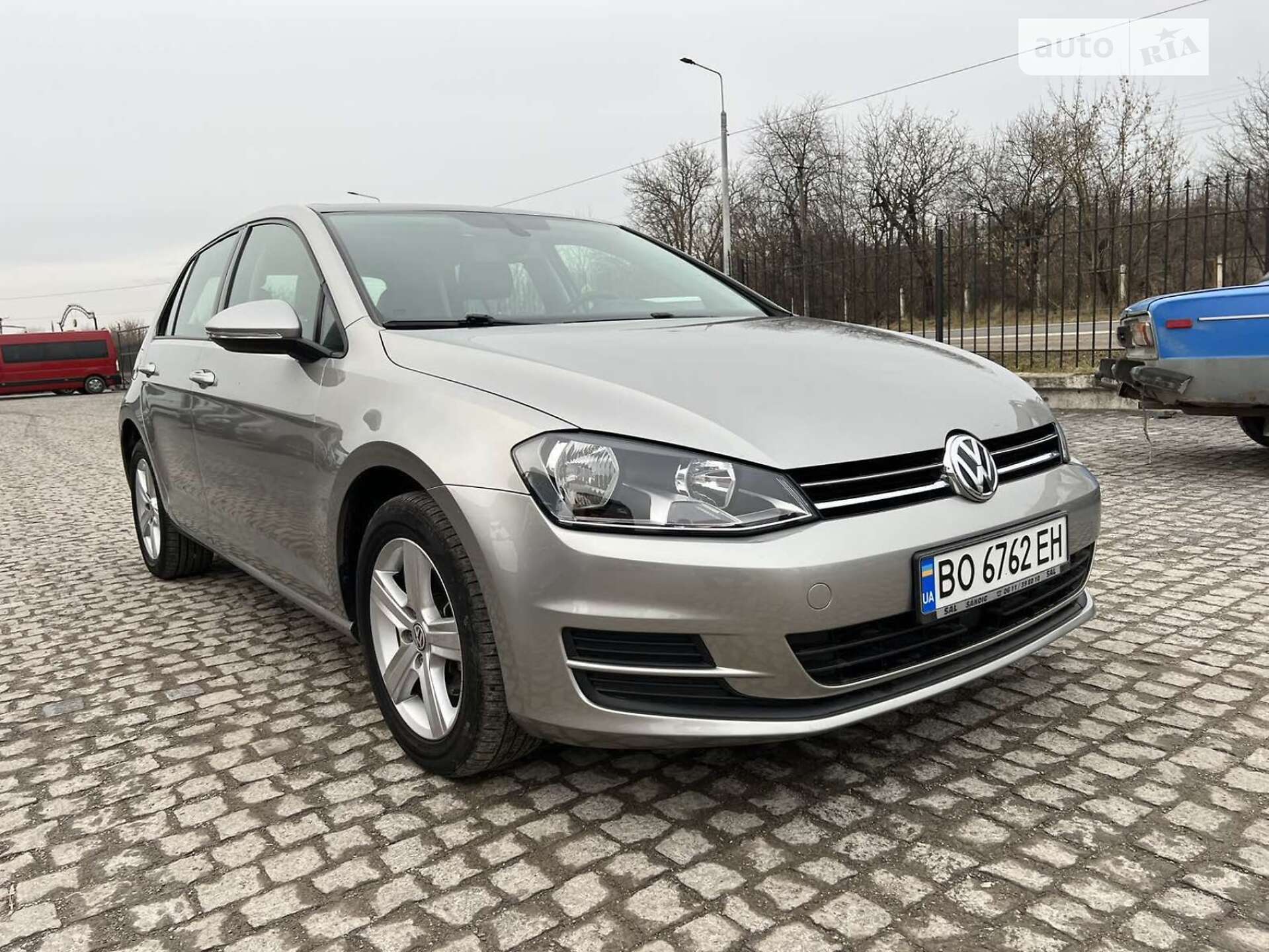 VOLKSWAGEN GOLF 2017