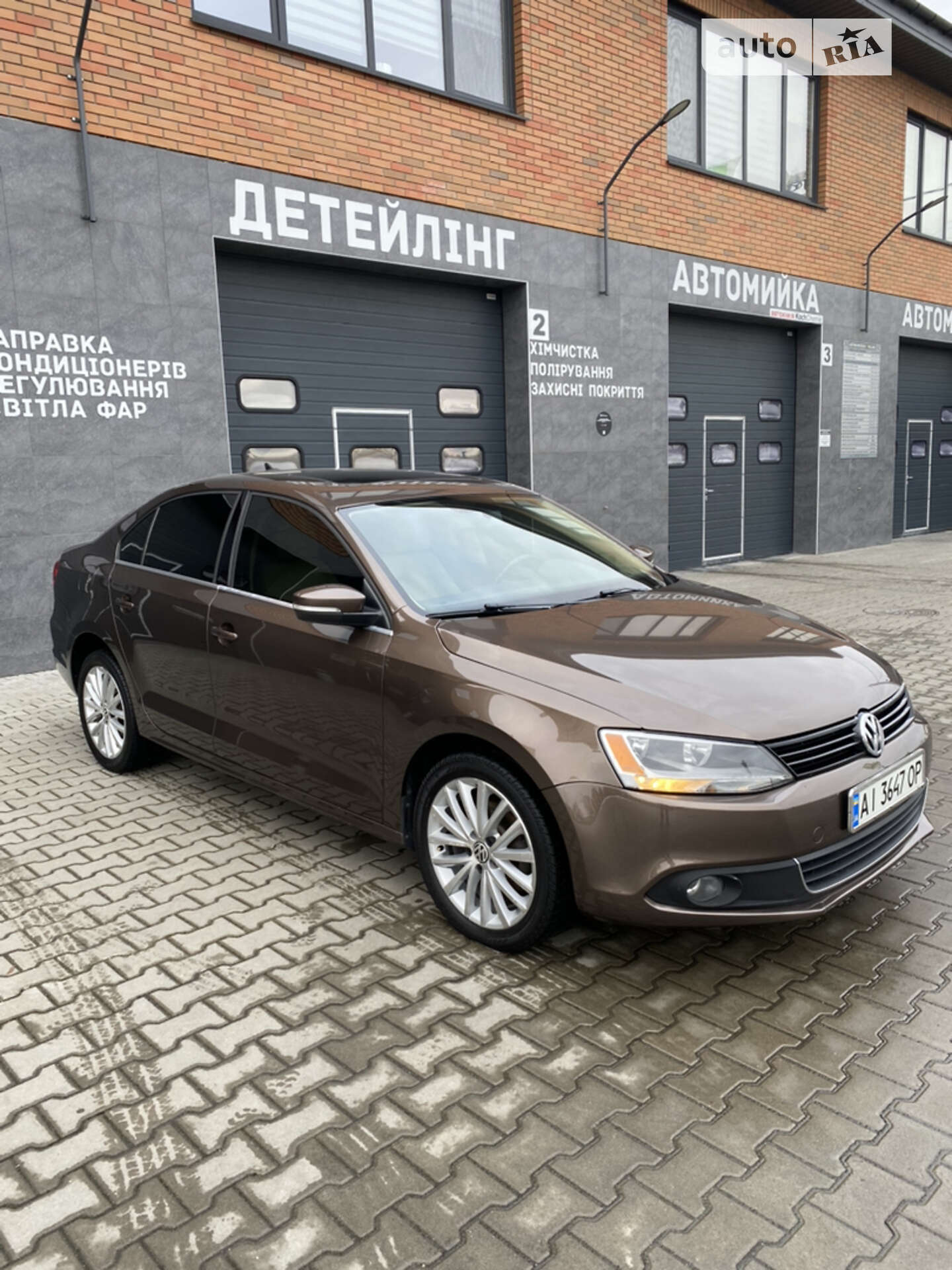 VOLKSWAGEN JETTA 2011