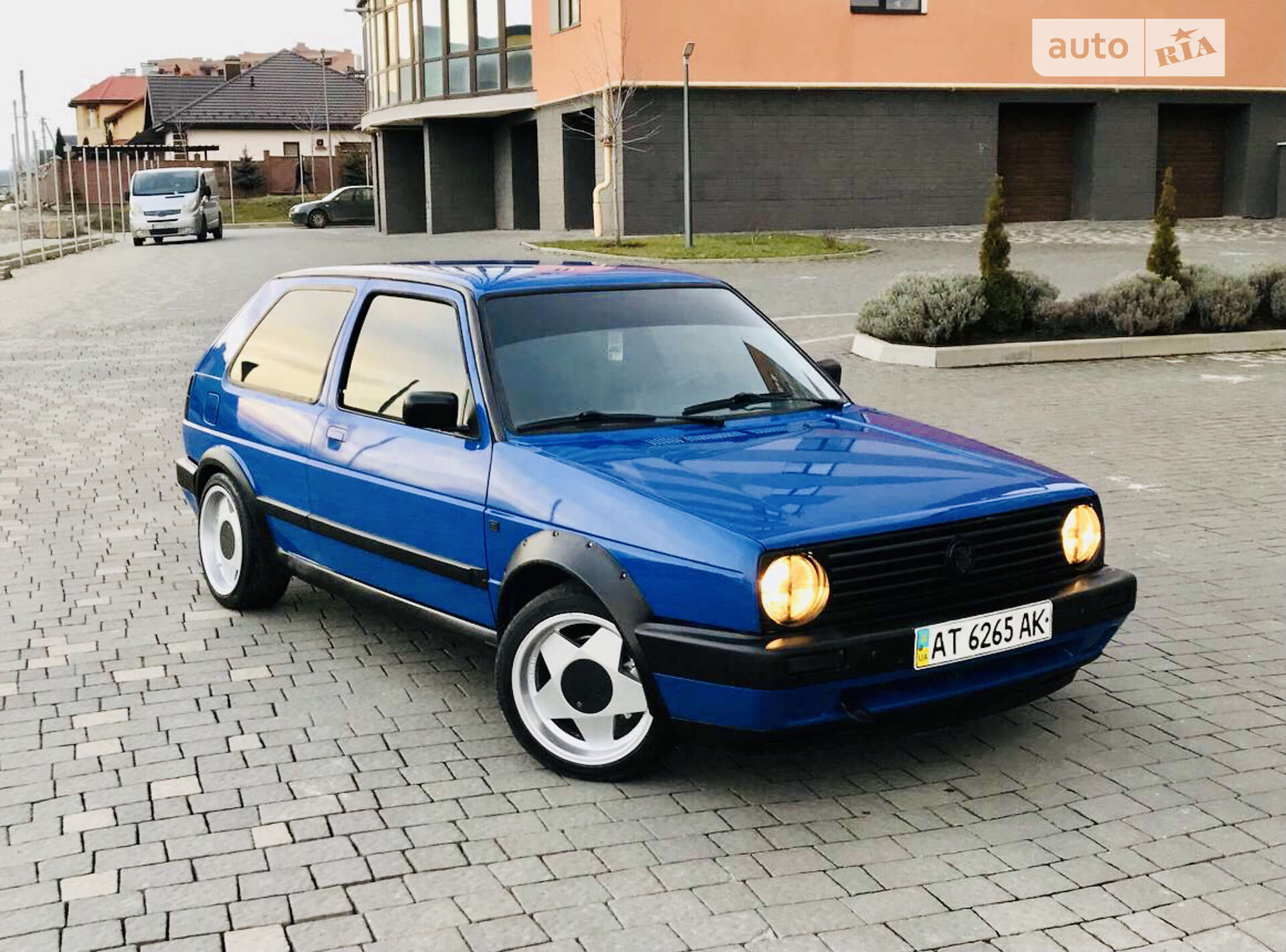VOLKSWAGEN GOLF 1990
