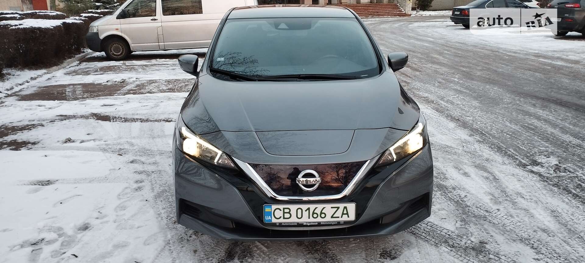 Головне фото звіту автомобіля NISSAN LEAF 2020