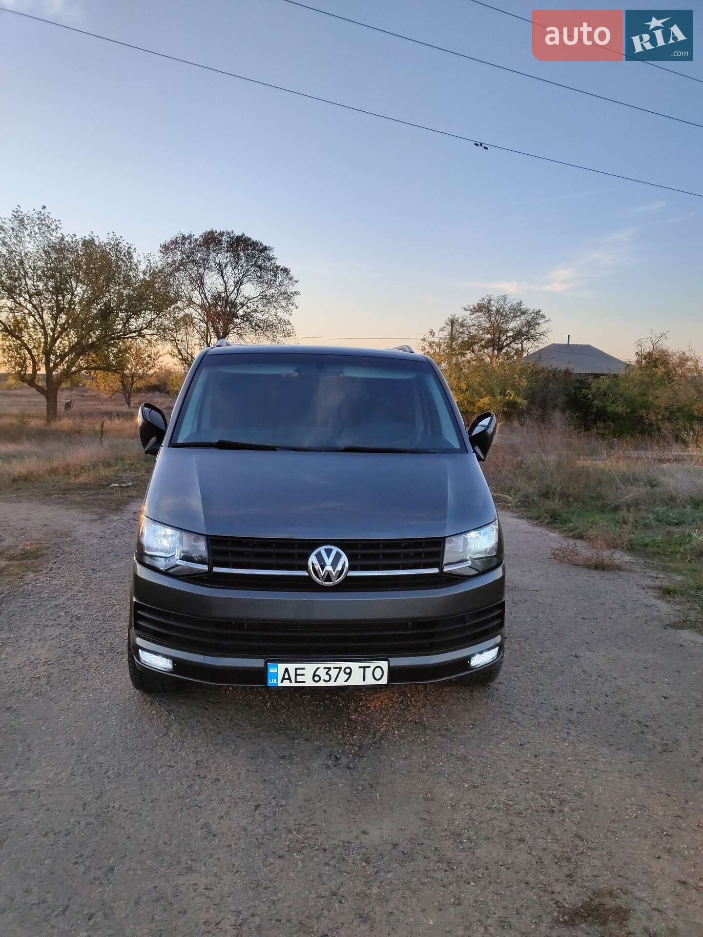 VOLKSWAGEN TRANSPORTER 2016