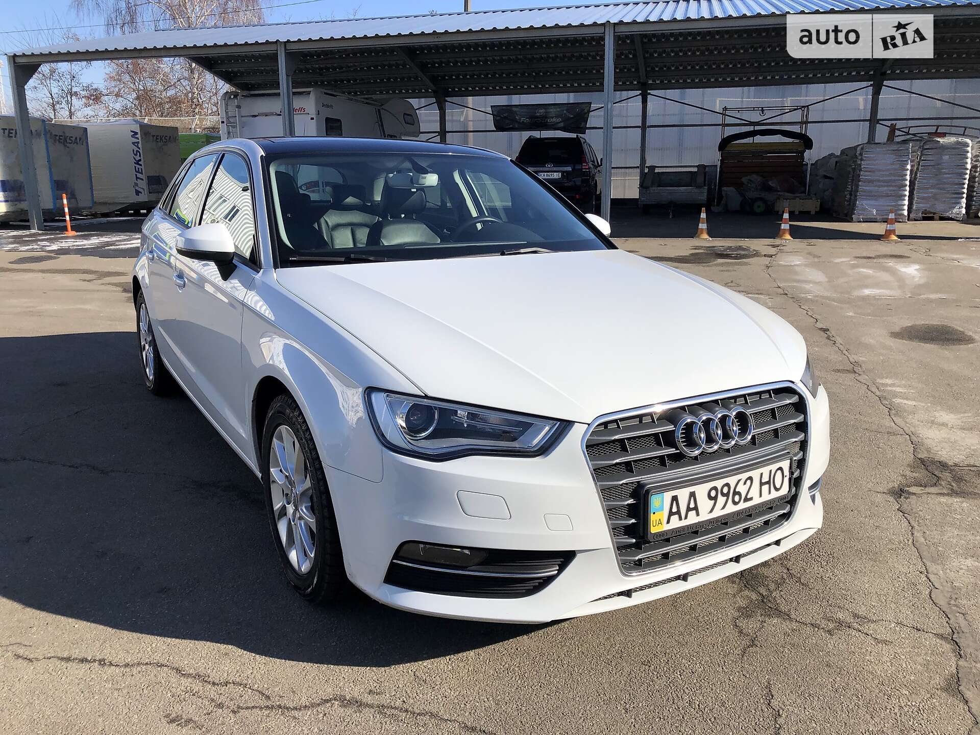 Головне фото звіту автомобіля AUDI A3 2015