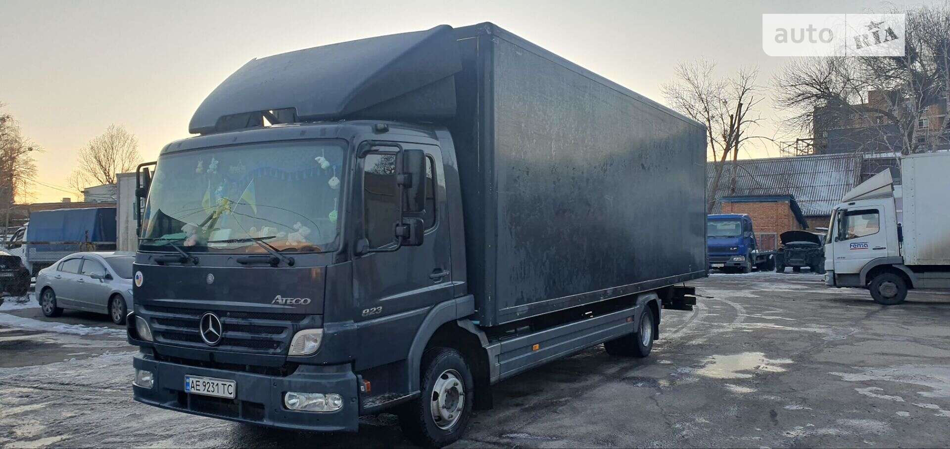 MERCEDES-BENZ ATEGO 2005