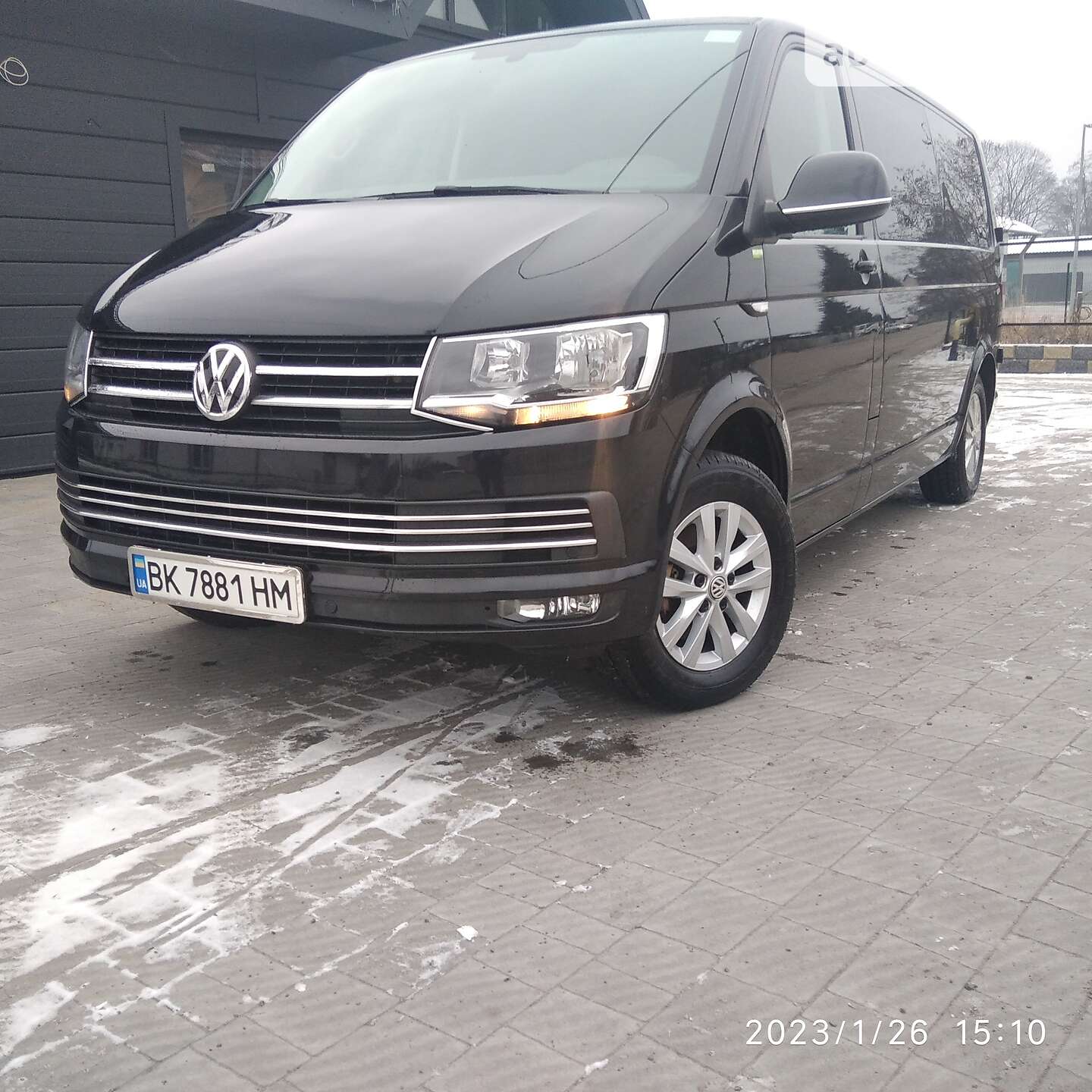 VOLKSWAGEN TRANSPORTER 2017