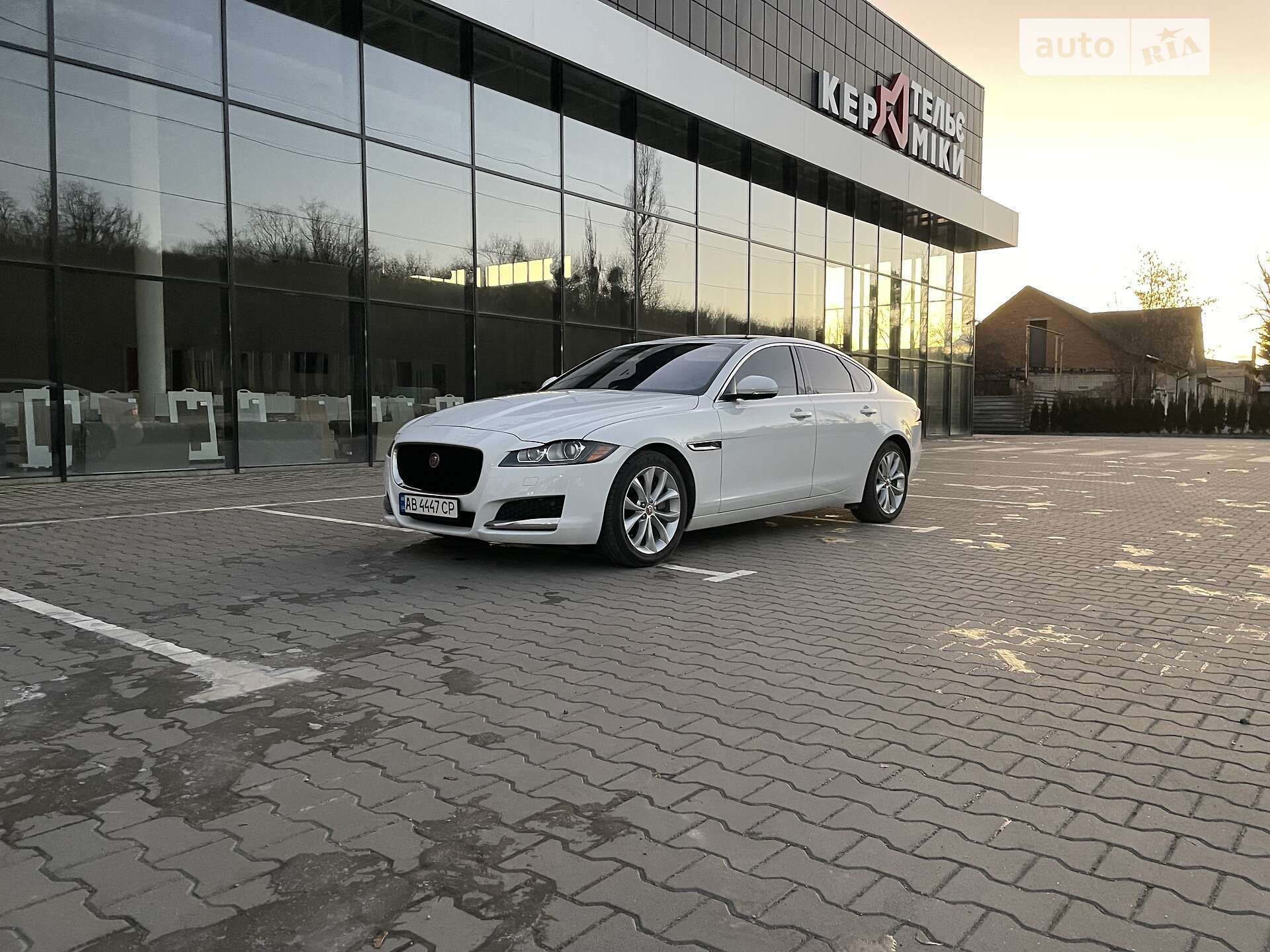 JAGUAR XF 2017