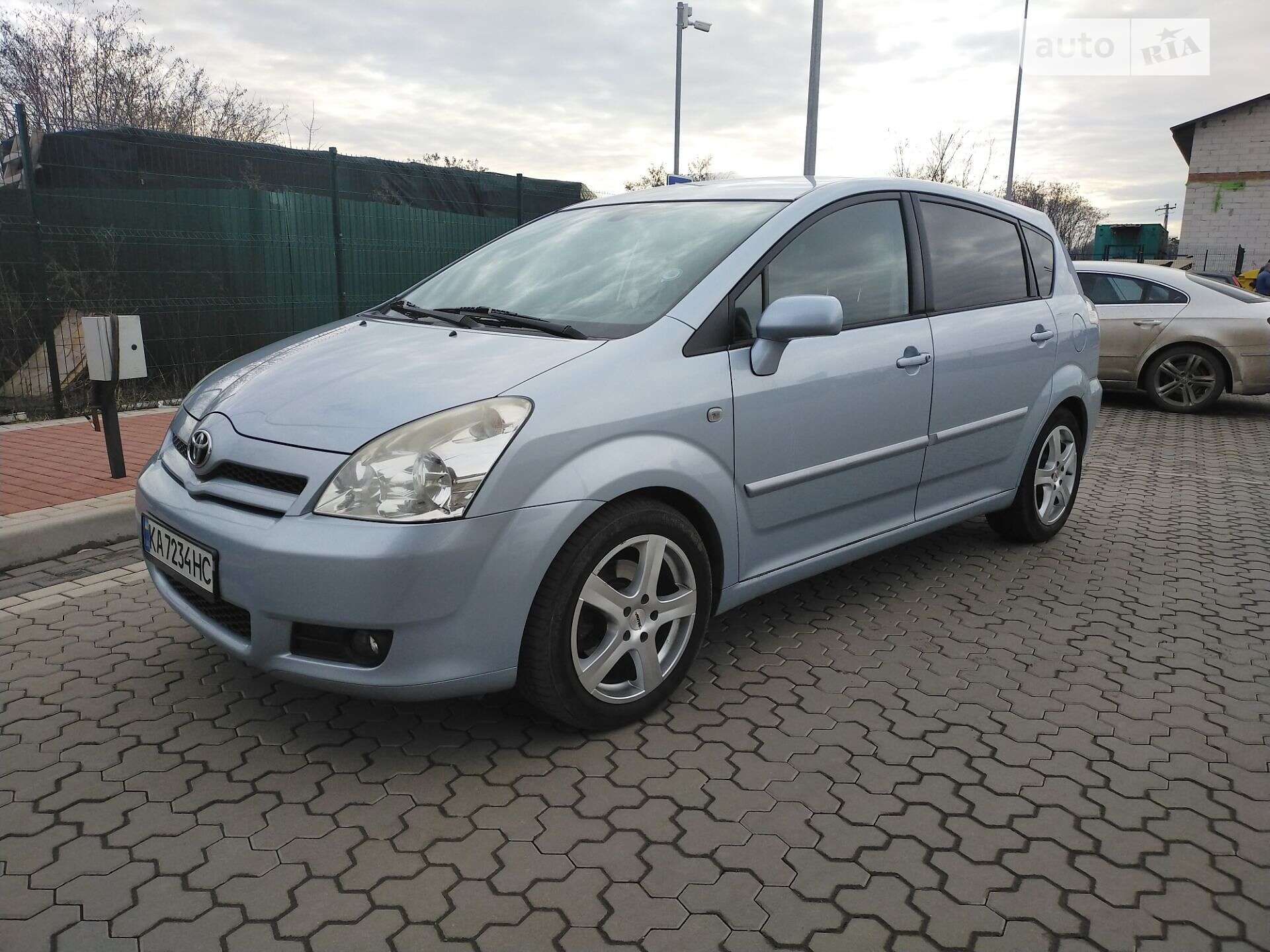 TOYOTA COROLLA VERSO 2005