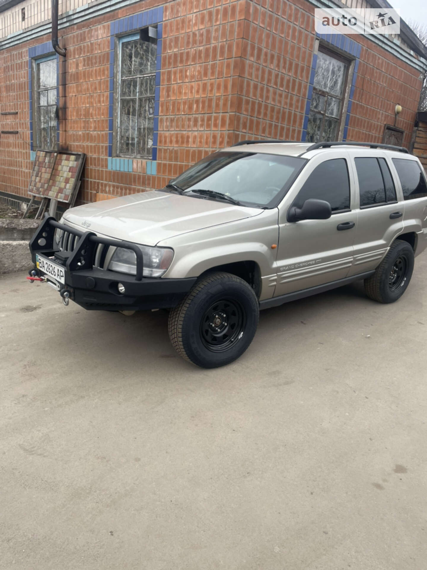 JEEP GRAND CHEROKEE 2004