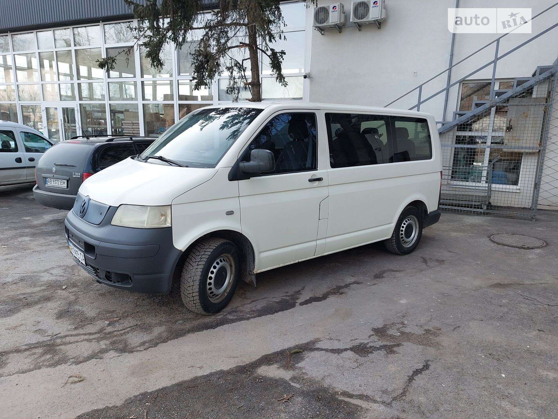 VOLKSWAGEN TRANSPORTER 2005