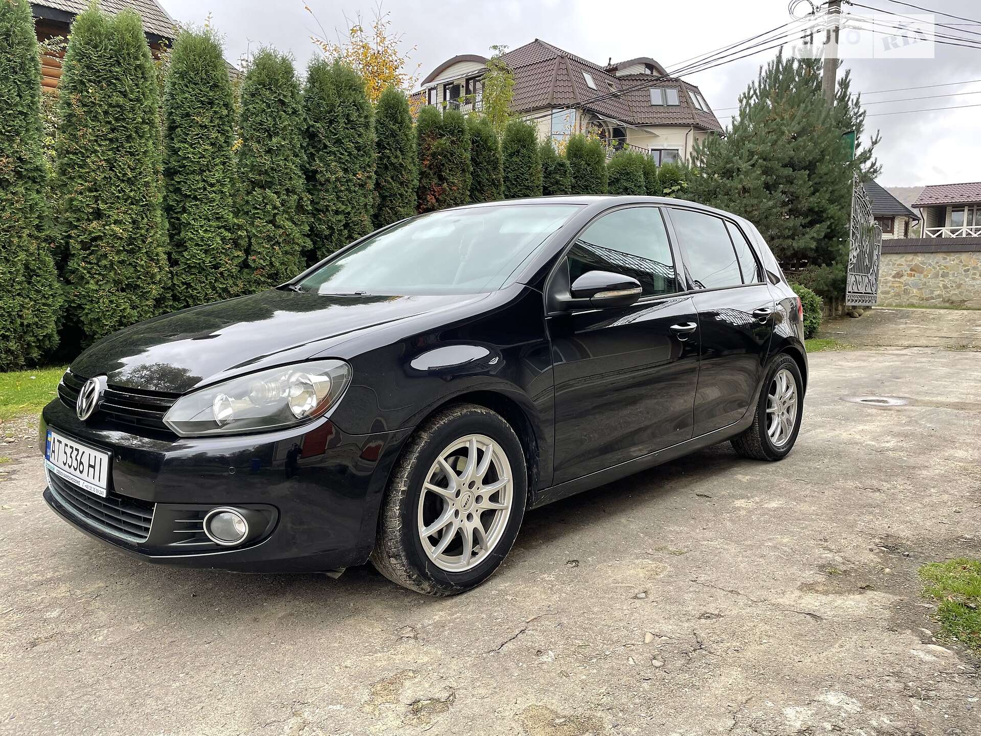 VOLKSWAGEN GOLF 2010