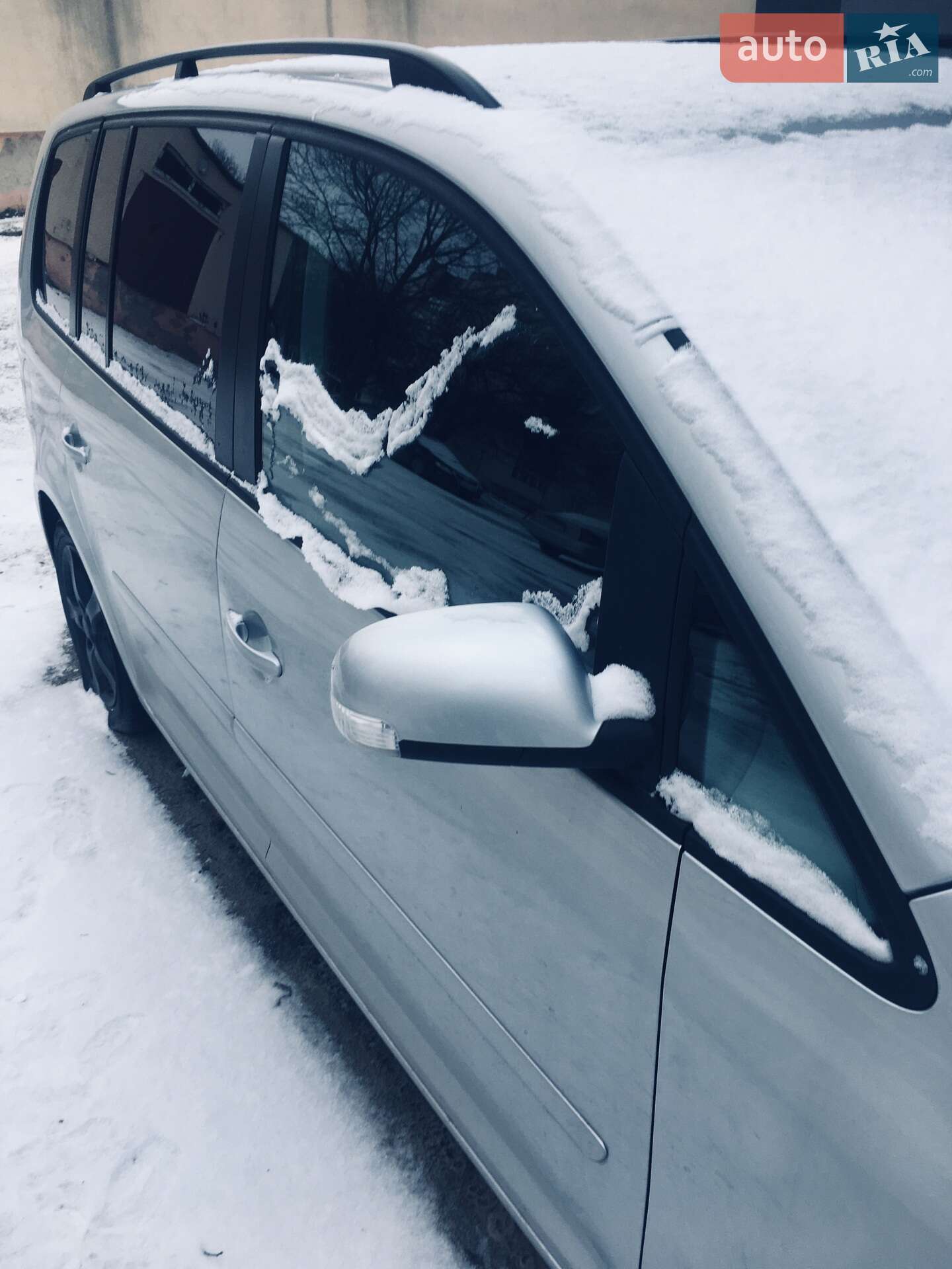 VOLKSWAGEN TOURAN 2005