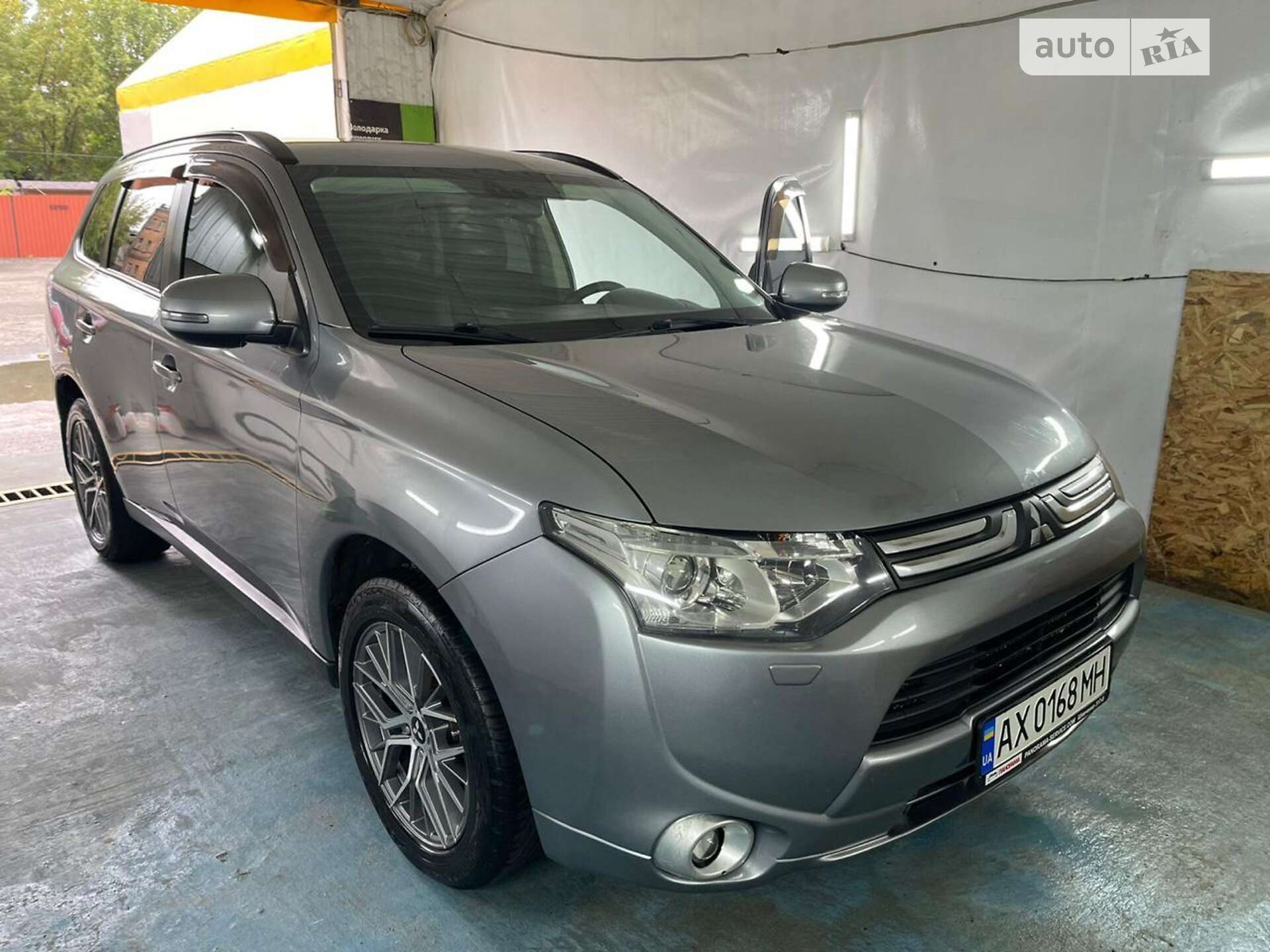 MITSUBISHI OUTLANDER 2013