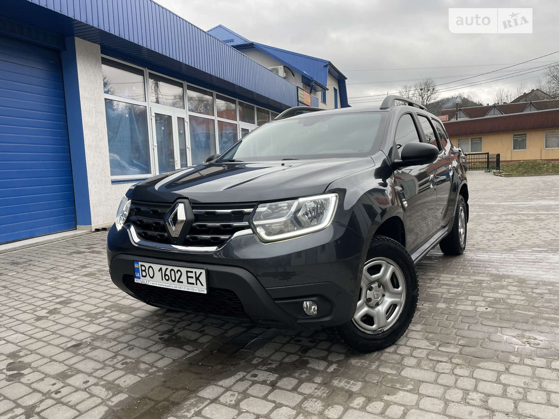 RENAULT DUSTER